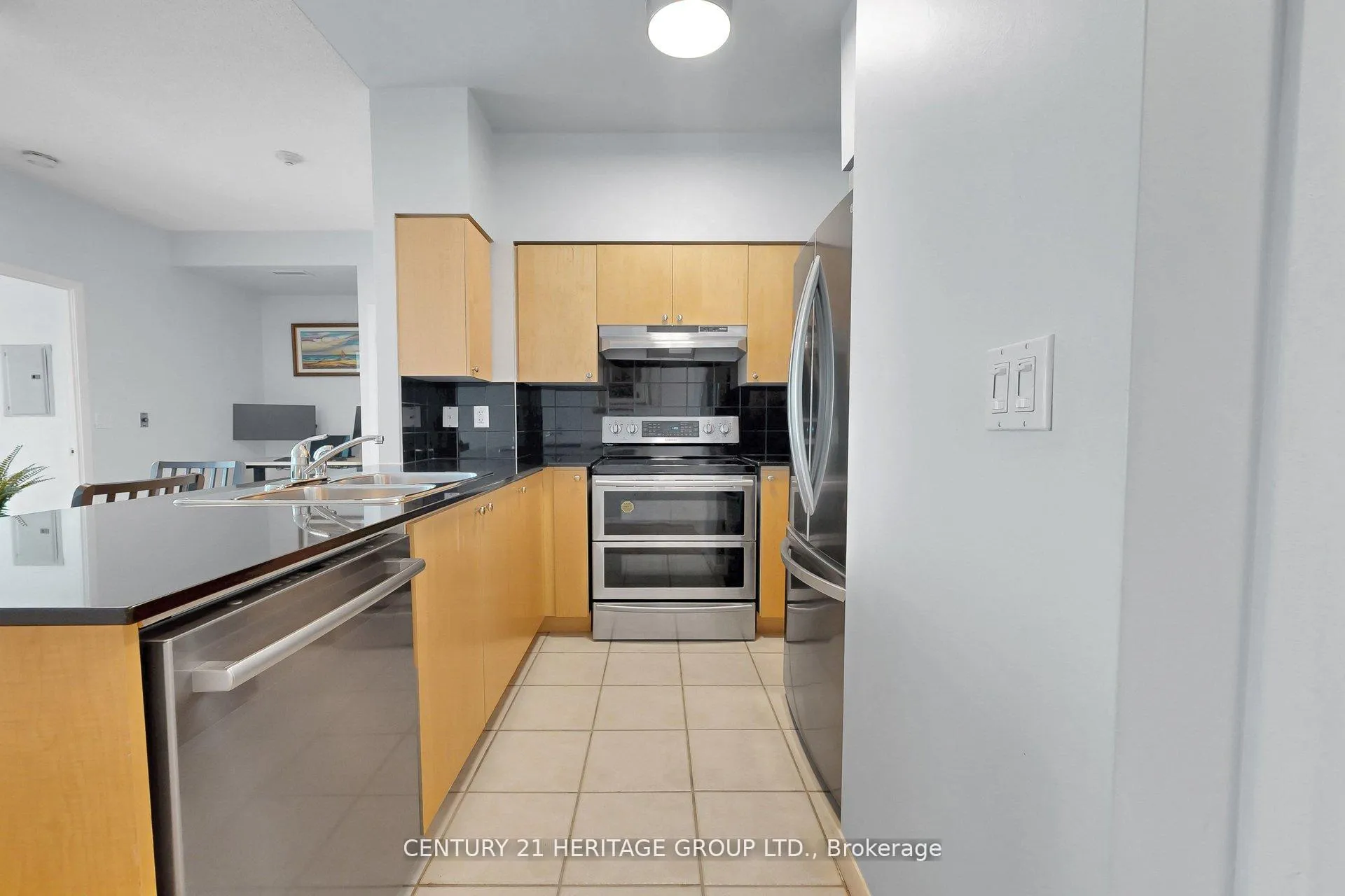 Photo 11 of Unit 2713, 231 Fort York Boulevard, Toronto, Niagara — HOMEH