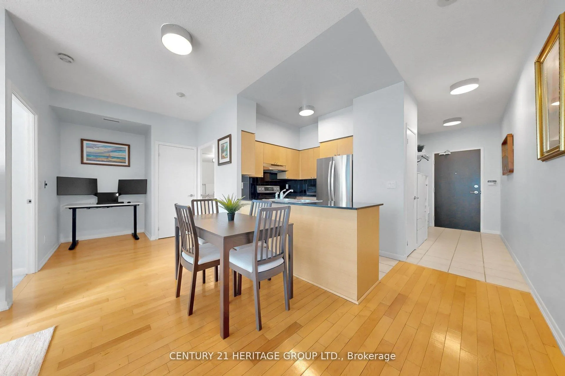Photo 14 of Unit 2713, 231 Fort York Boulevard, Toronto, Niagara — HOMEH