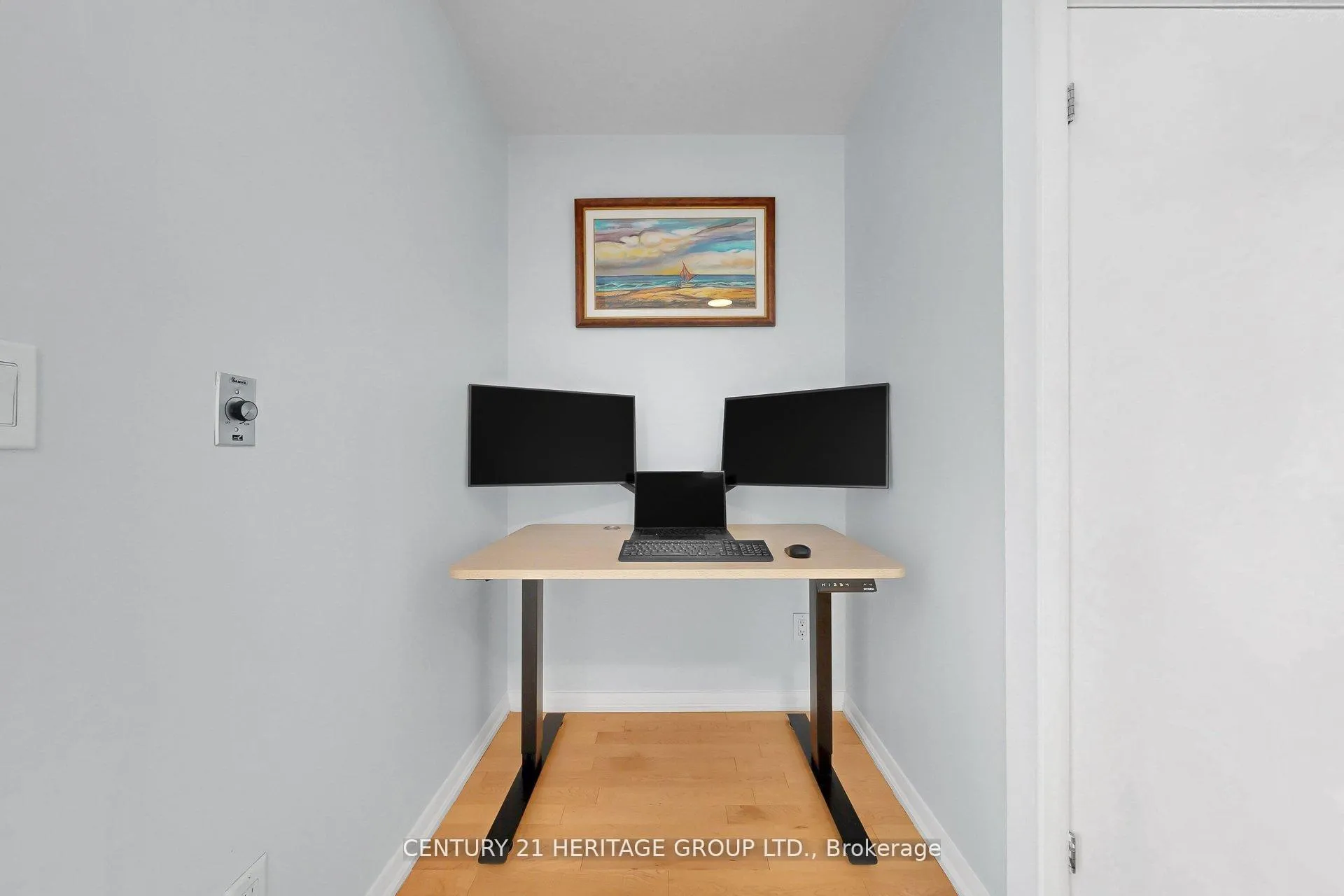 Photo 17 of Unit 2713, 231 Fort York Boulevard, Toronto, Niagara — HOMEH
