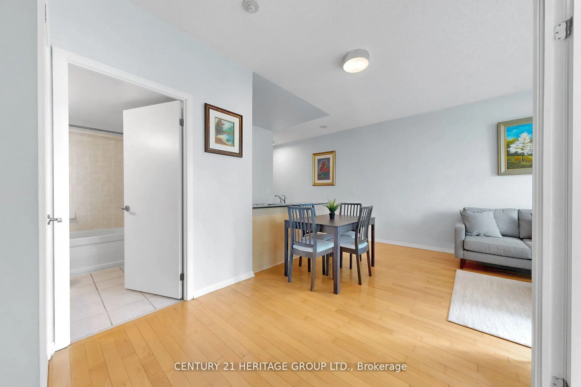 Photo 28 of Unit 2713, 231 Fort York Boulevard, Toronto, Niagara — HOMEH