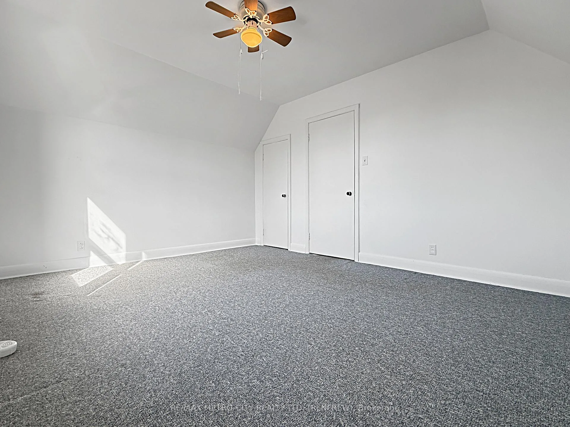 Photo 21 of 597 Fortington Street, Renfrew — HOMEH