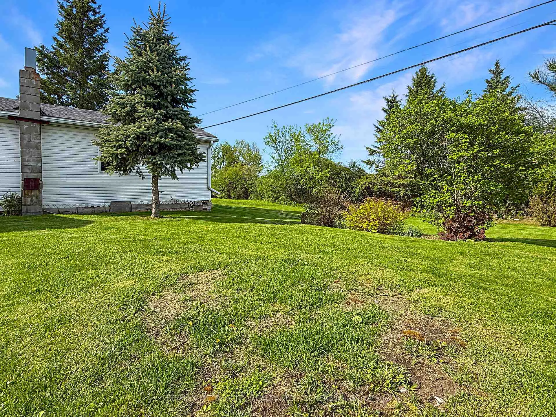 Photo 29 of 597 Fortington Street, Renfrew — HOMEH