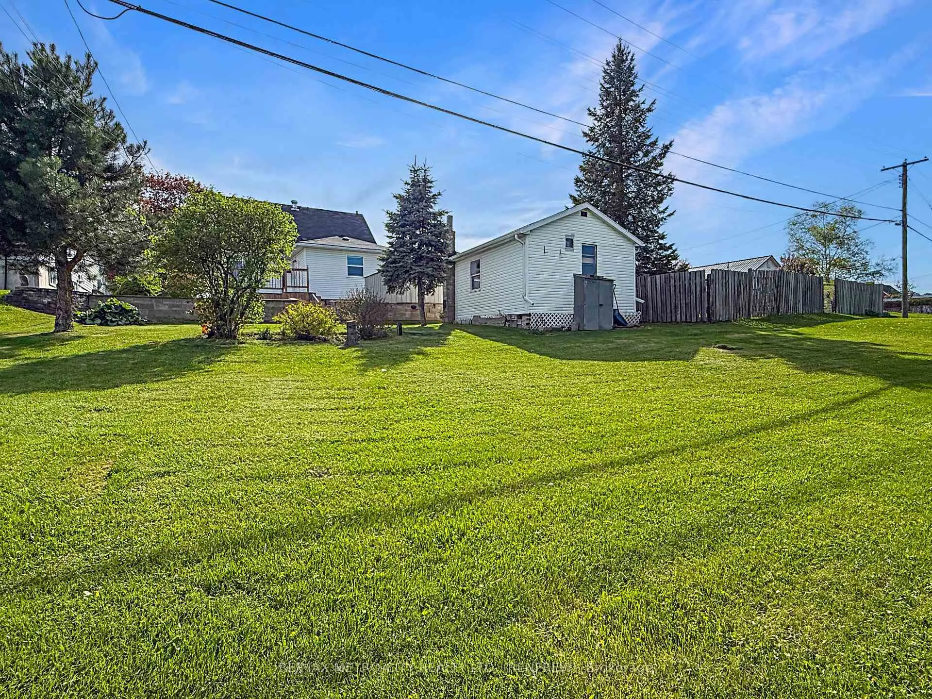 Photo 30 of 597 Fortington Street, Renfrew — HOMEH