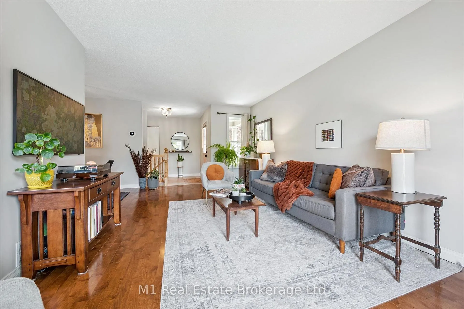 Photo 13 of 82 Starview Crescent, Guelph, Grange Road — HOMEH