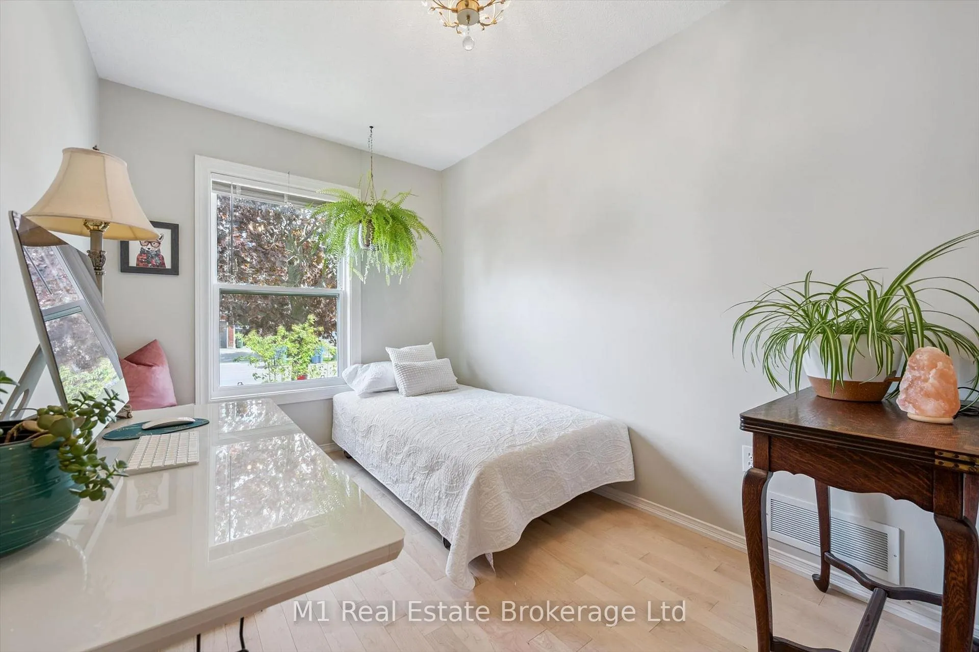 Photo 25 of 82 Starview Crescent, Guelph, Grange Road — HOMEH