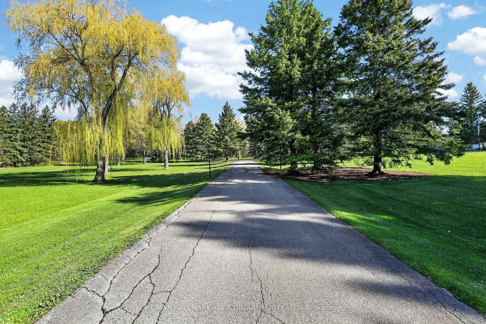 Photo 4 of 1020 18th Side Road, King, Rural King — HOMEH