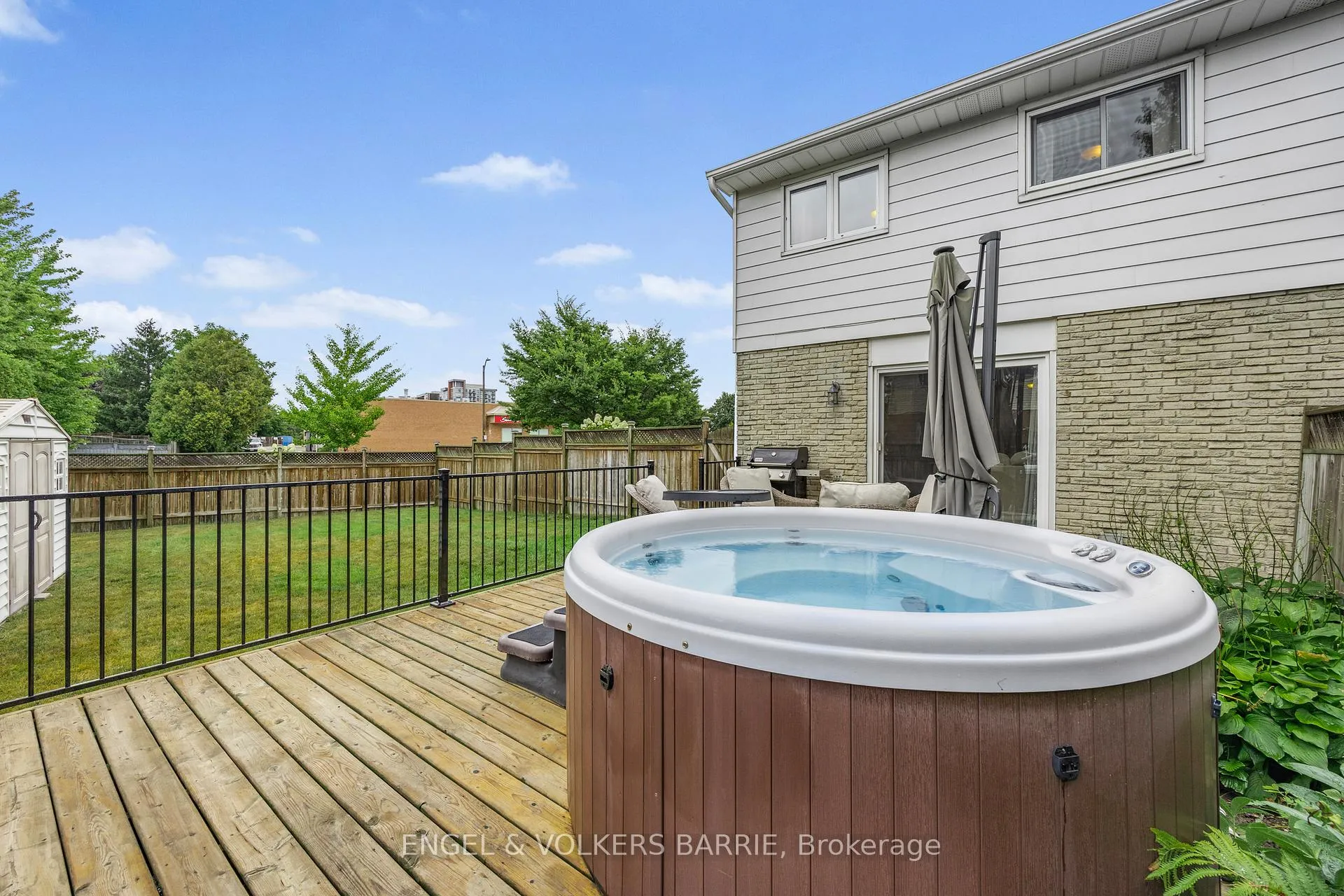 Photo 30 of 1 Aspen Court, Hamilton, Waterdown — HOMEH