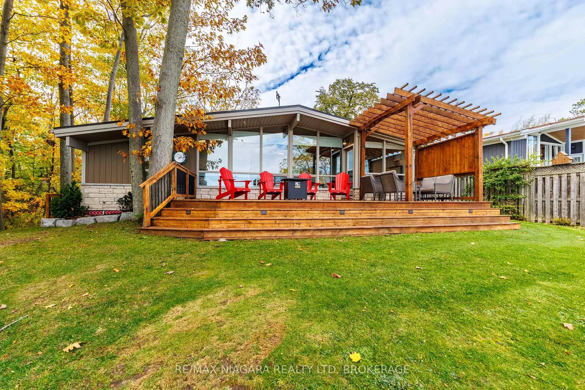 Photo 1 of 42 Mohawk Point Road, Haldimand, Dunnville — HOMEH