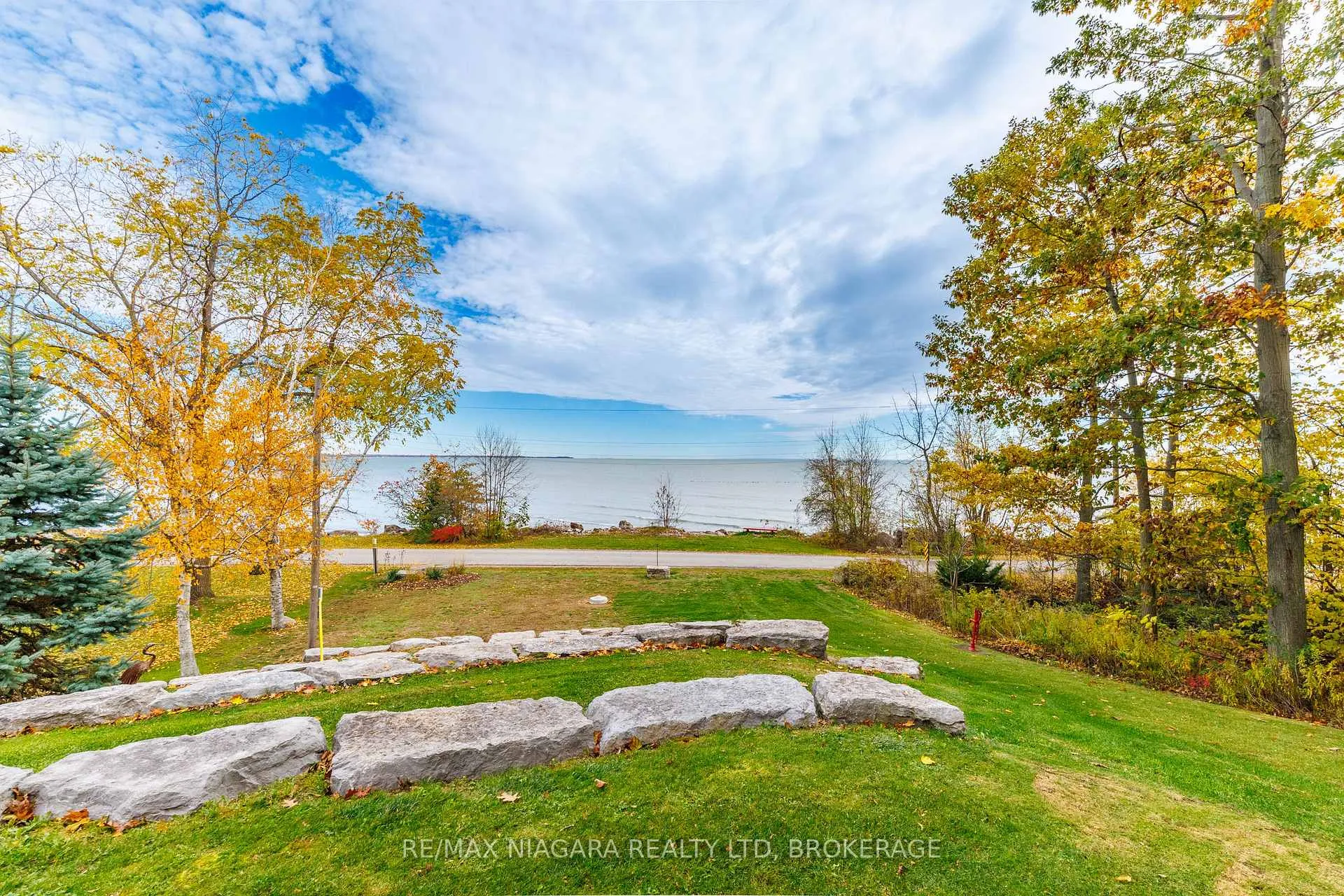 Photo 32 of 42 Mohawk Point Road, Haldimand, Dunnville — HOMEH