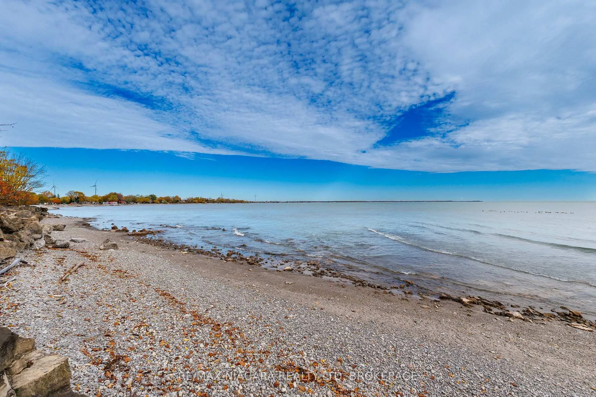Photo 37 of 42 Mohawk Point Road, Haldimand, Dunnville — HOMEH