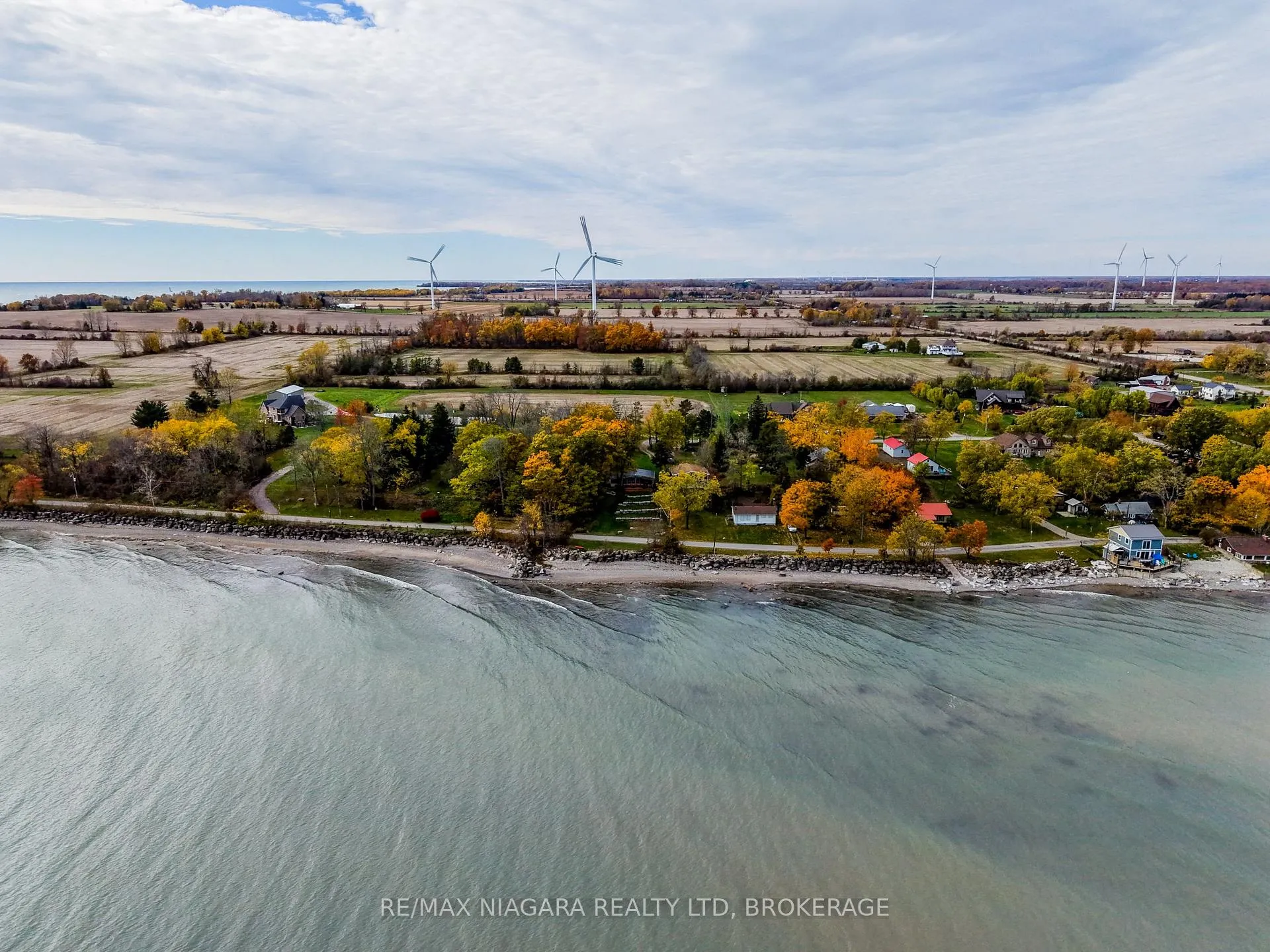 Photo 50 of 42 Mohawk Point Road, Haldimand, Dunnville — HOMEH