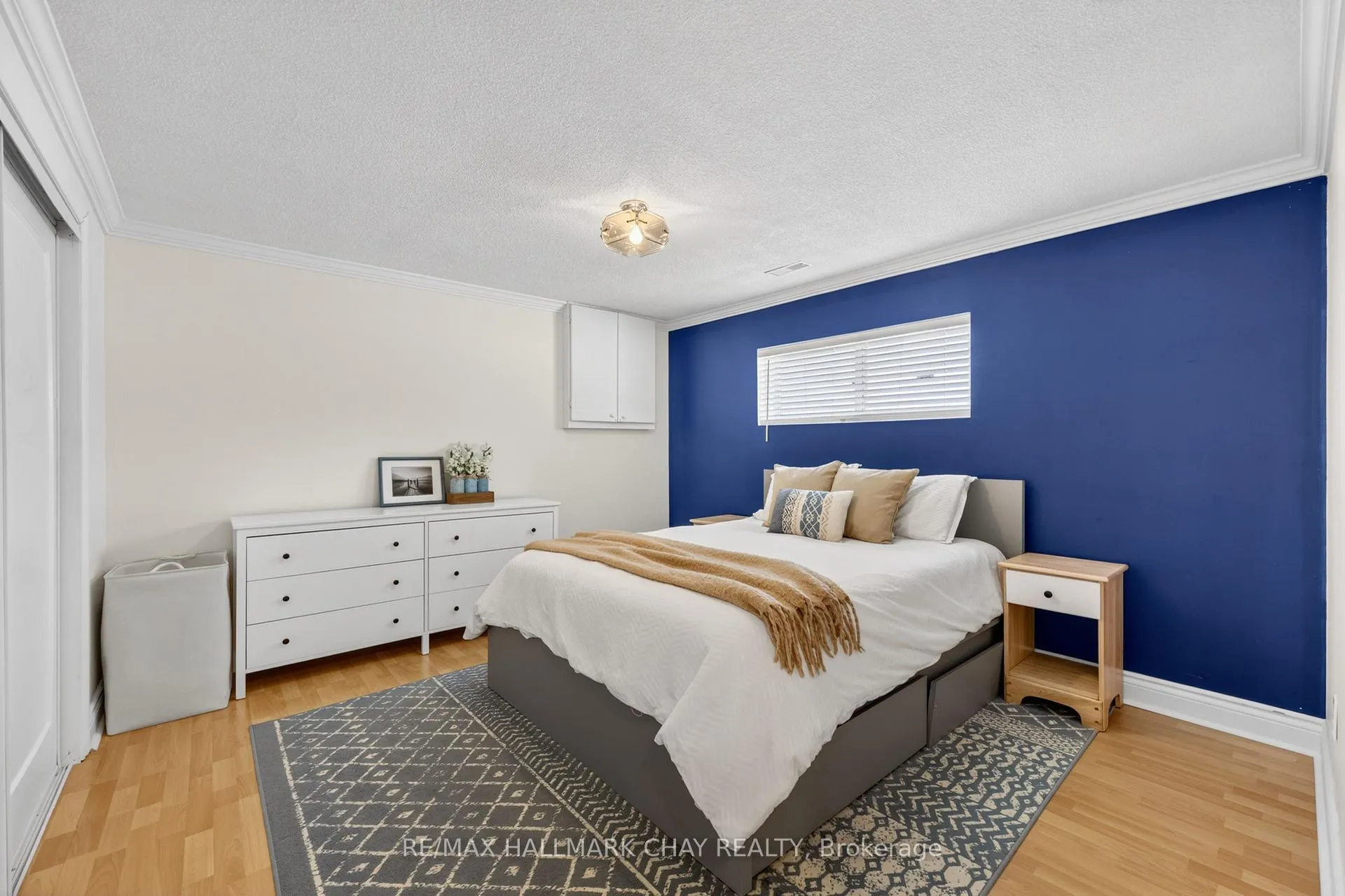 Photo 21 of 58 Biscayne Boulevard, Georgina, Keswick South — HOMEH