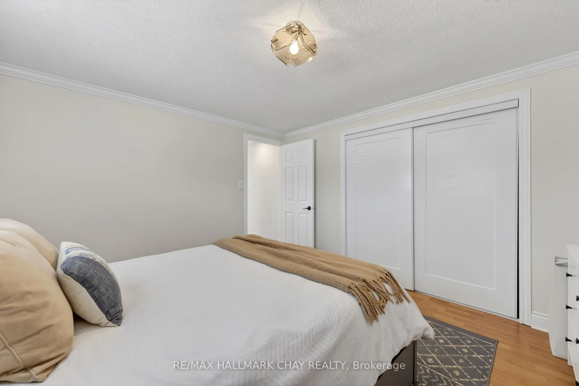 Photo 22 of 58 Biscayne Boulevard, Georgina, Keswick South — HOMEH