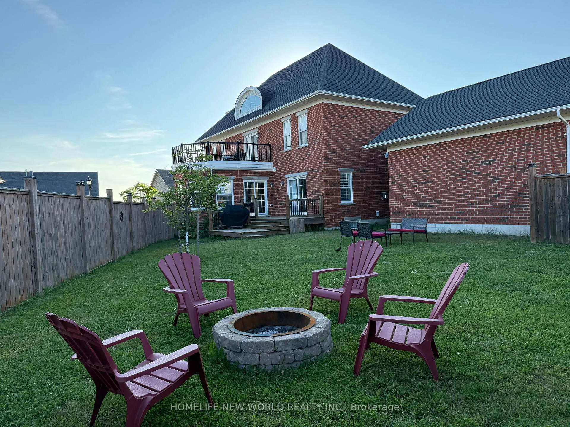 Photo 6 of 724 James Sweetman Avenue, Cobourg — HOMEH