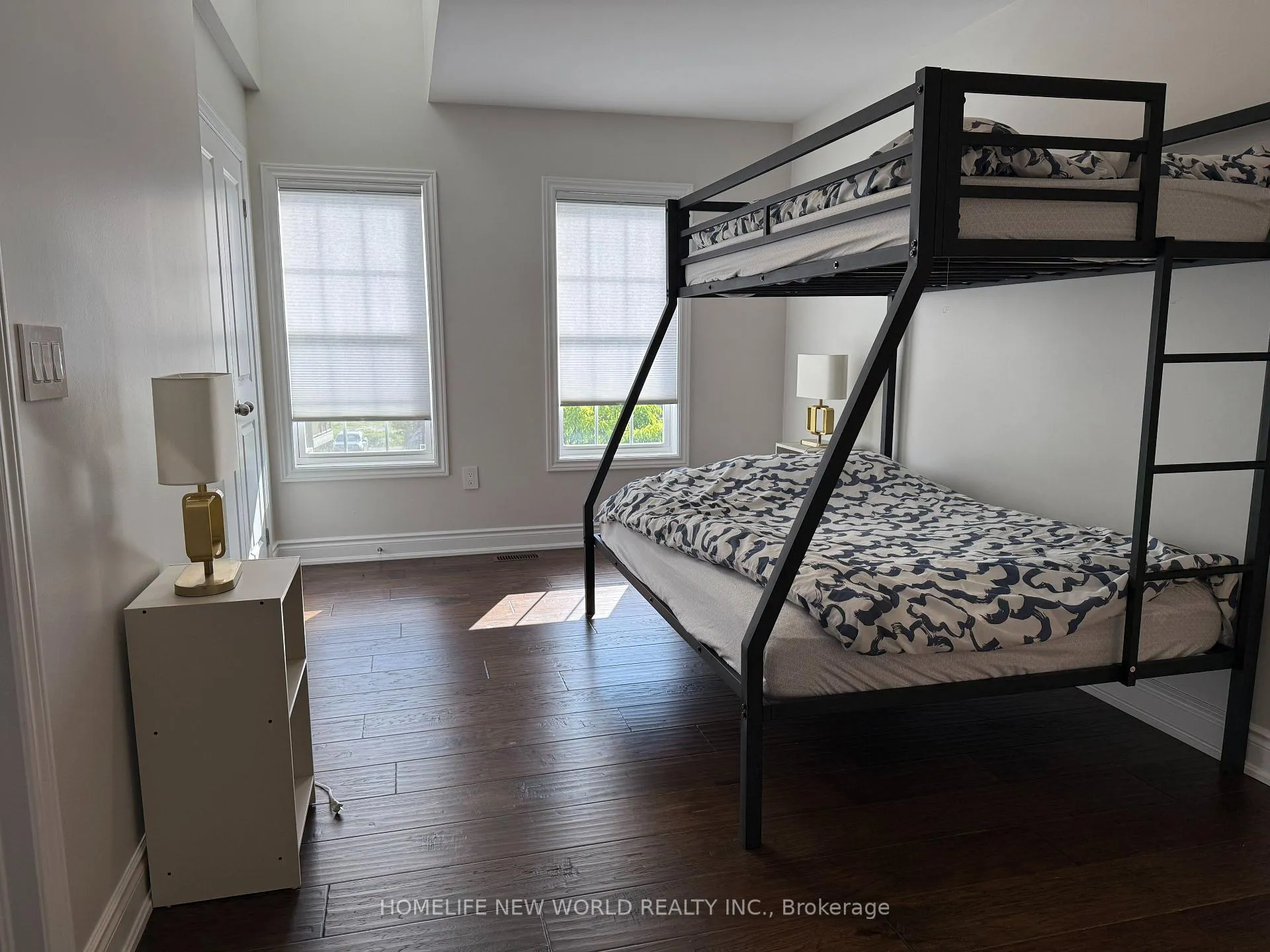 Photo 10 of 724 James Sweetman Avenue, Cobourg — HOMEH