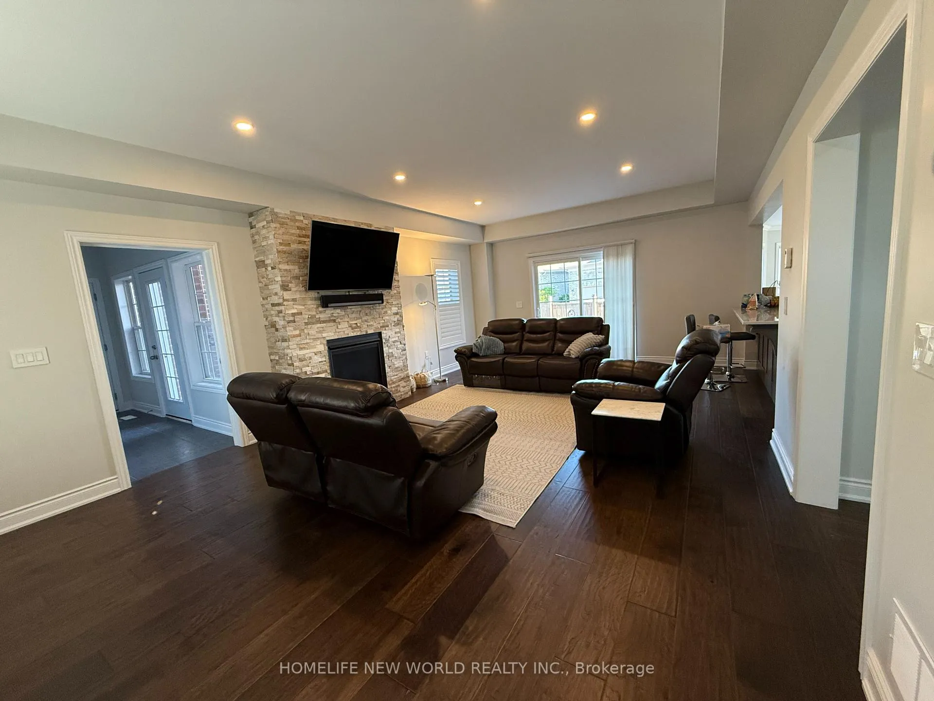 Photo 18 of 724 James Sweetman Avenue, Cobourg — HOMEH