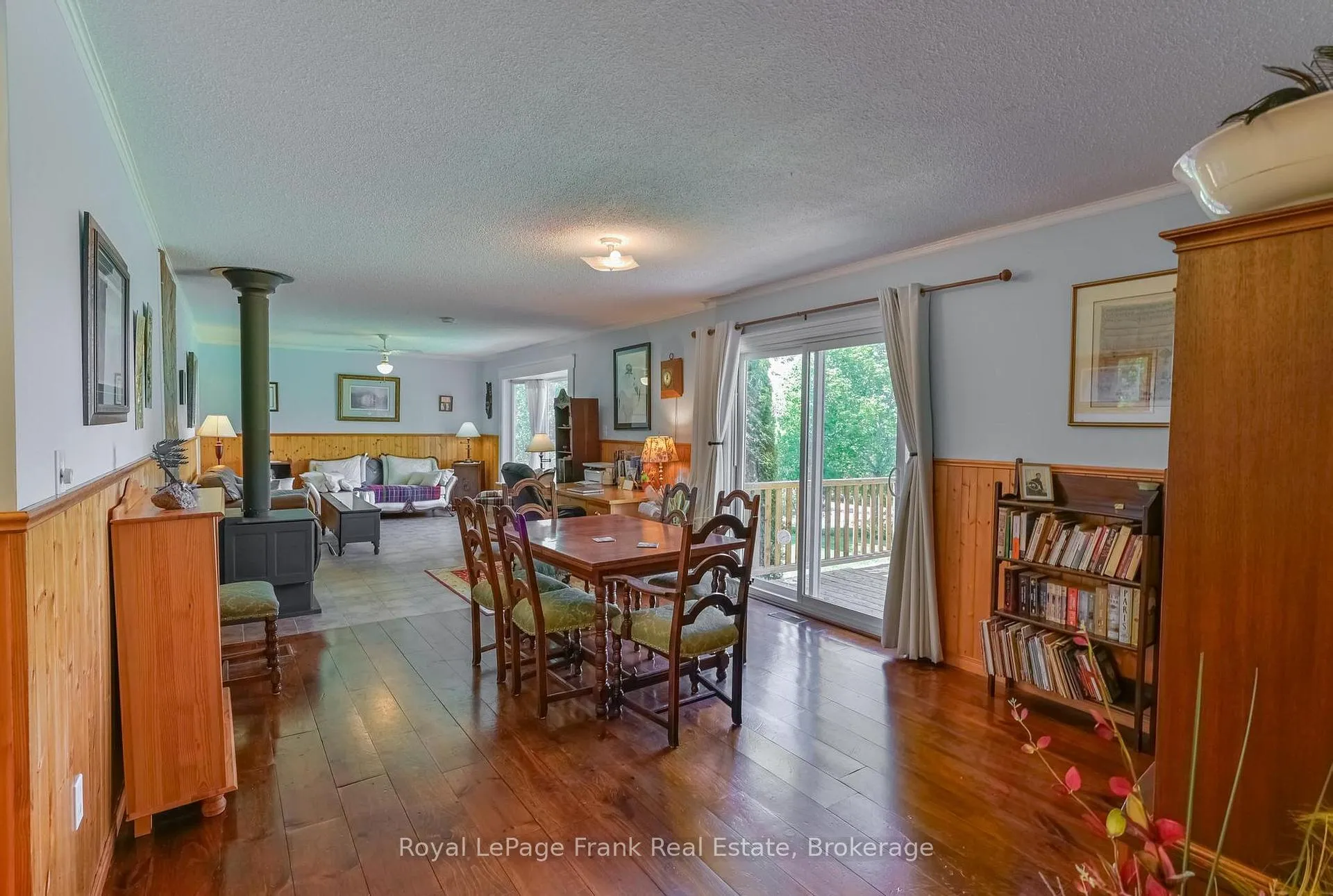 Photo 9 of 835 Kimberly Drive, Selwyn — HOMEH