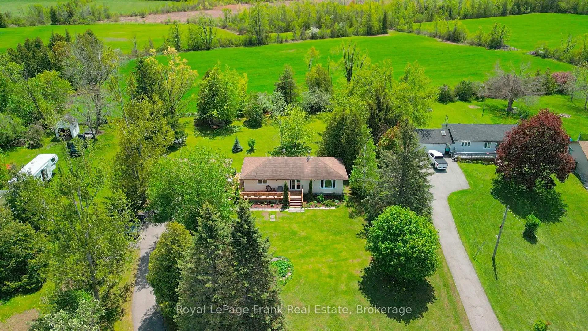 Photo 2 of 835 Kimberly Drive, Selwyn — HOMEH