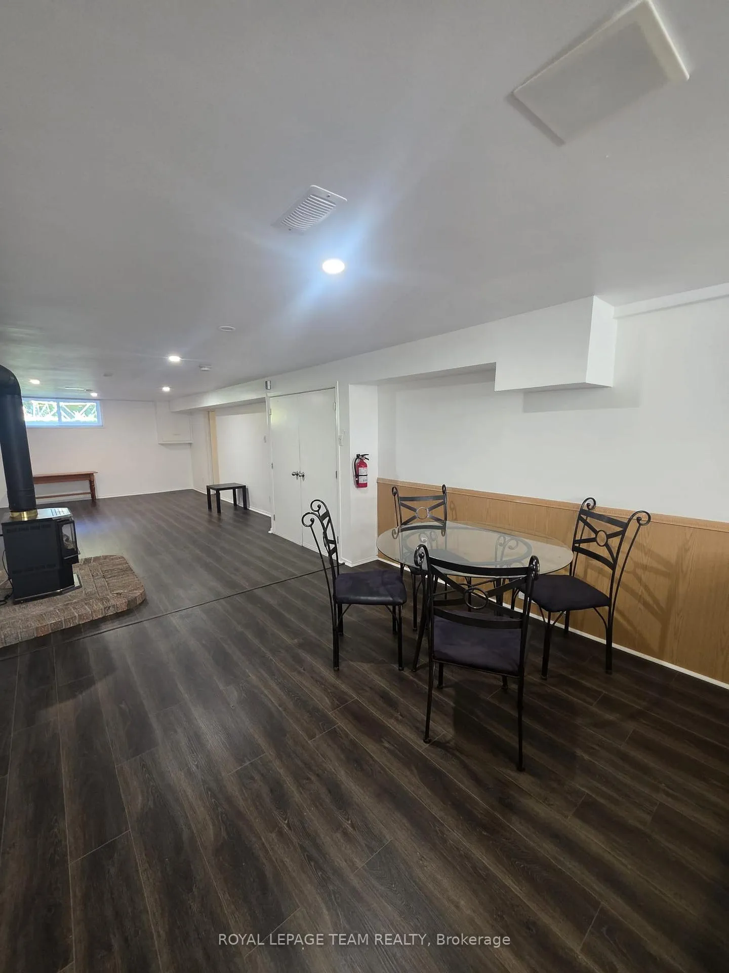 Photo 7 of Unit B, 773 May Street, Ottawa, Castle Heights — HOMEH