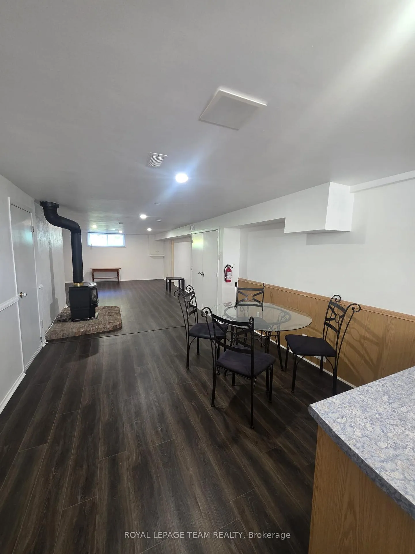 Photo 12 of Unit B, 773 May Street, Ottawa, Castle Heights — HOMEH