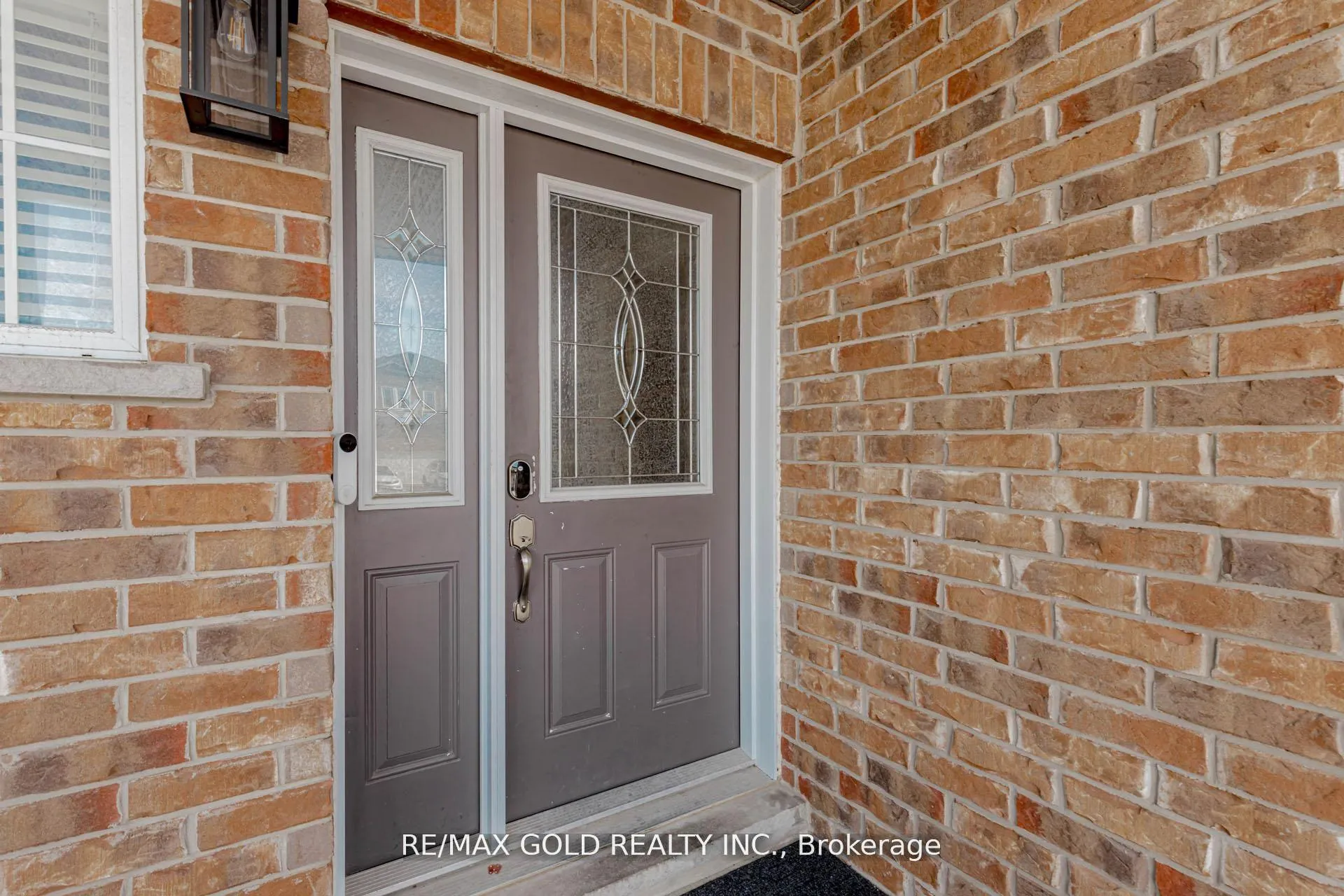 Photo 3 of 240 Birkinshaw Road, Cambridge, Christopher-Champlain — HOMEH