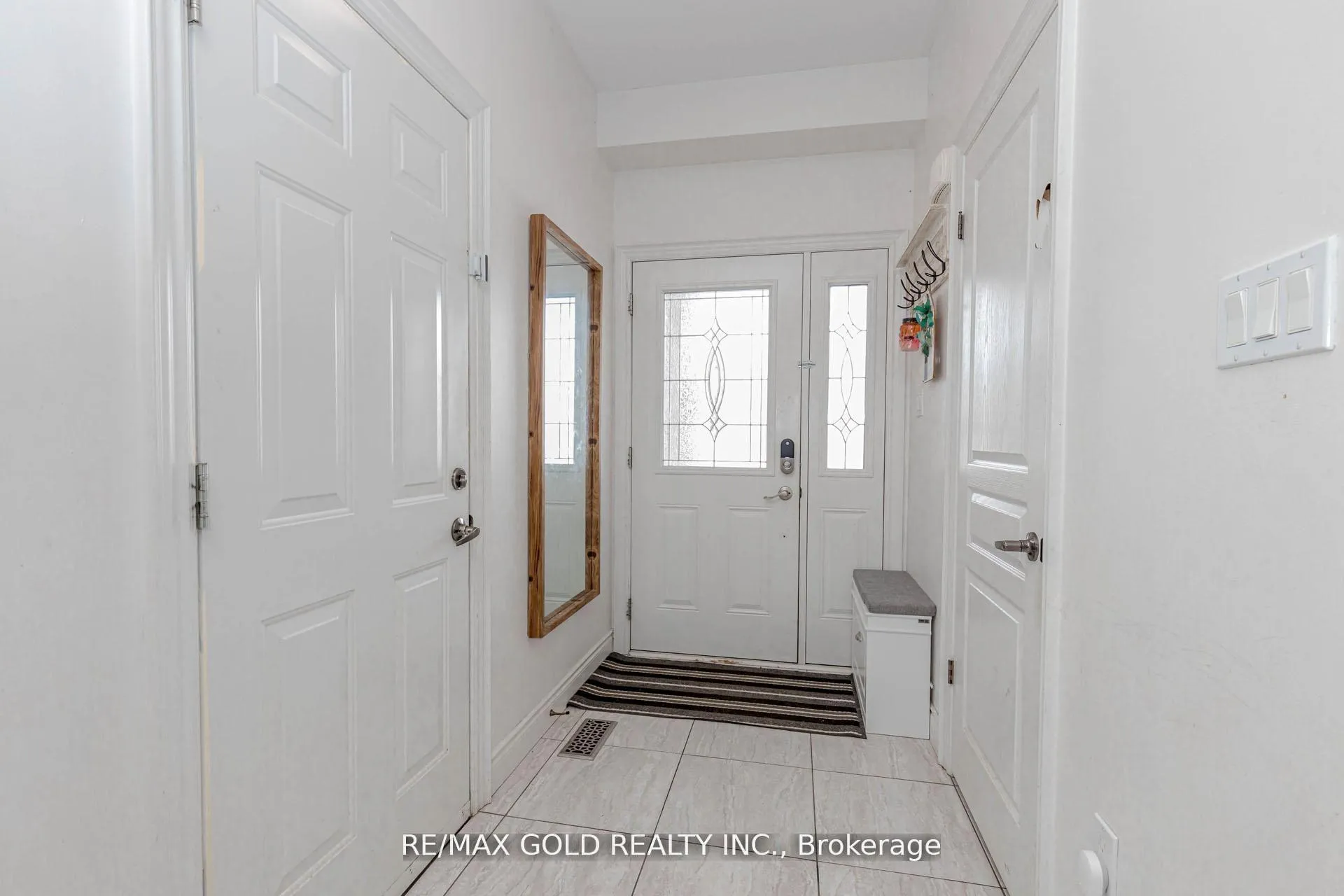 Photo 6 of 240 Birkinshaw Road, Cambridge, Christopher-Champlain — HOMEH