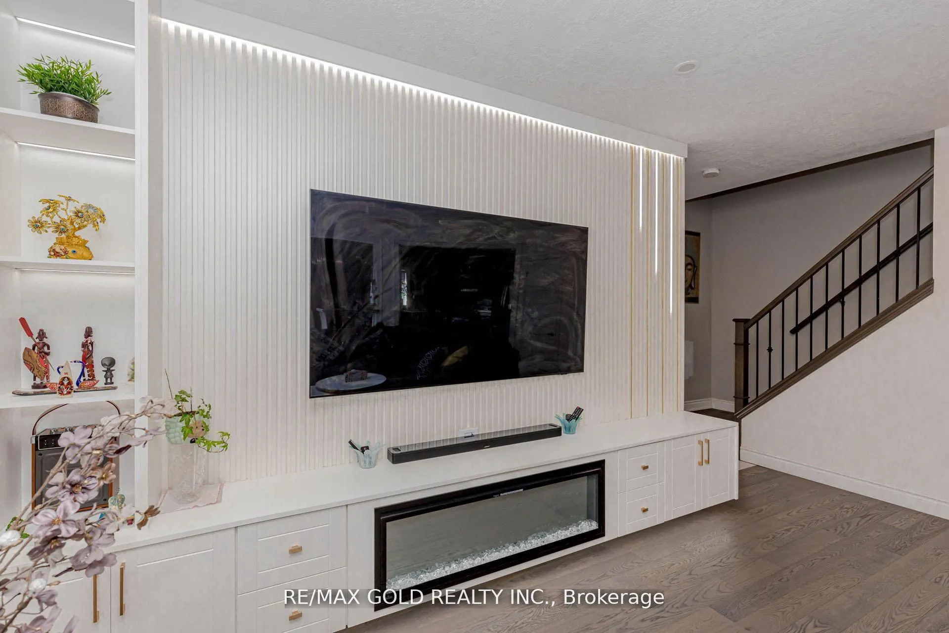 Photo 11 of 240 Birkinshaw Road, Cambridge, Christopher-Champlain — HOMEH