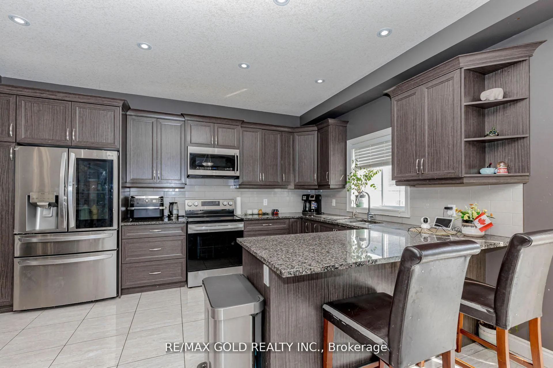 Photo 13 of 240 Birkinshaw Road, Cambridge, Christopher-Champlain — HOMEH