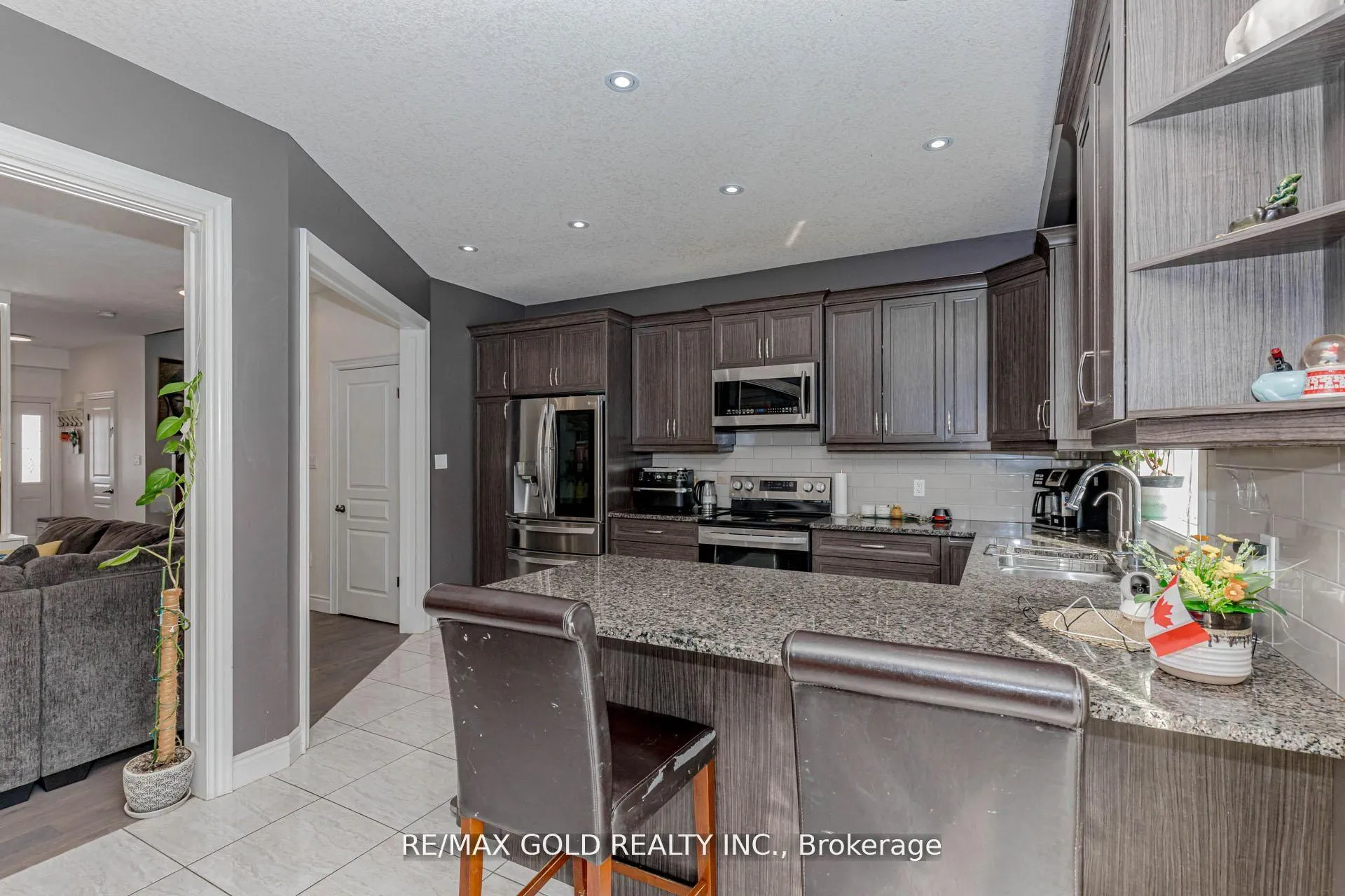 Photo 14 of 240 Birkinshaw Road, Cambridge, Christopher-Champlain — HOMEH