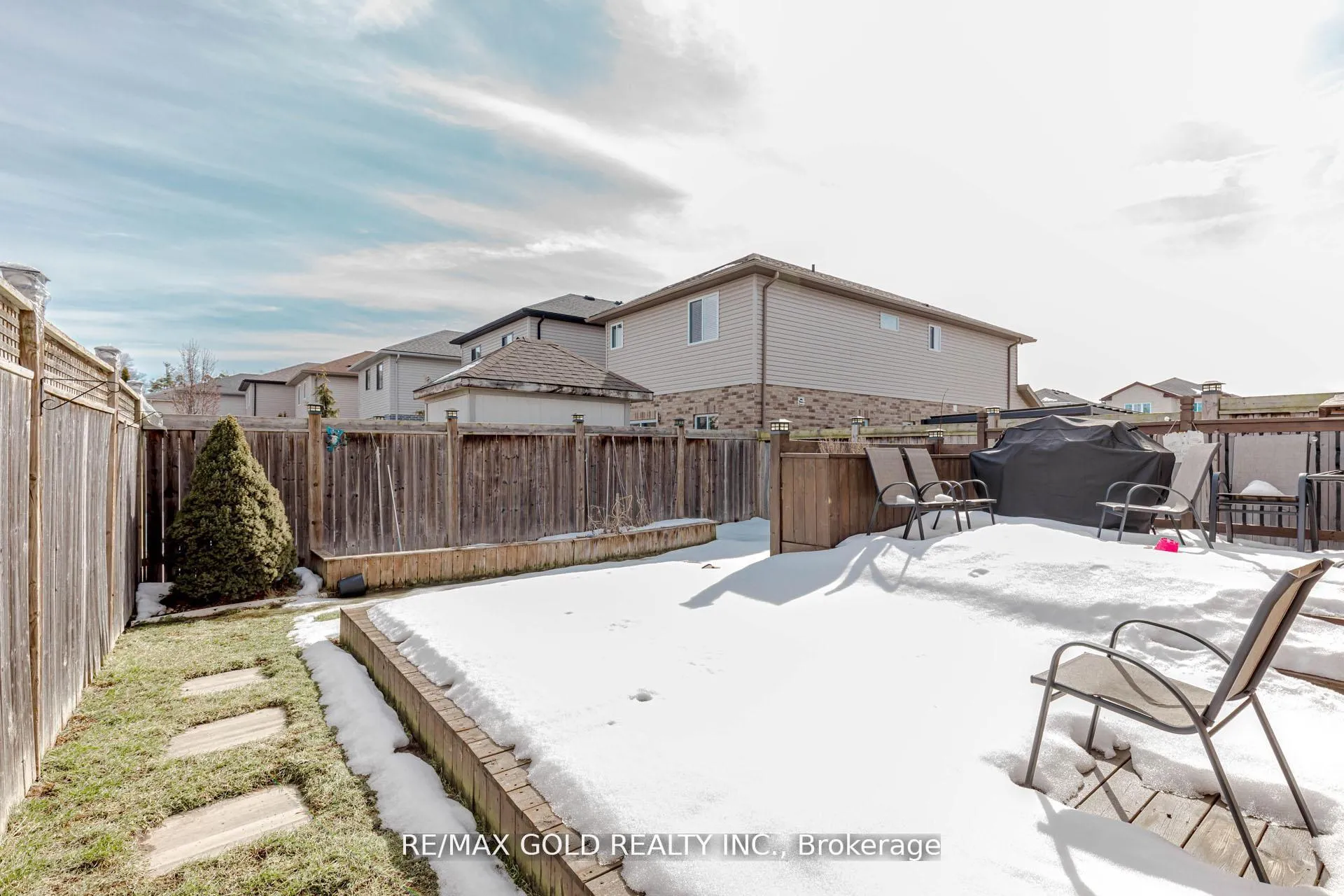 Photo 47 of 240 Birkinshaw Road, Cambridge, Christopher-Champlain — HOMEH
