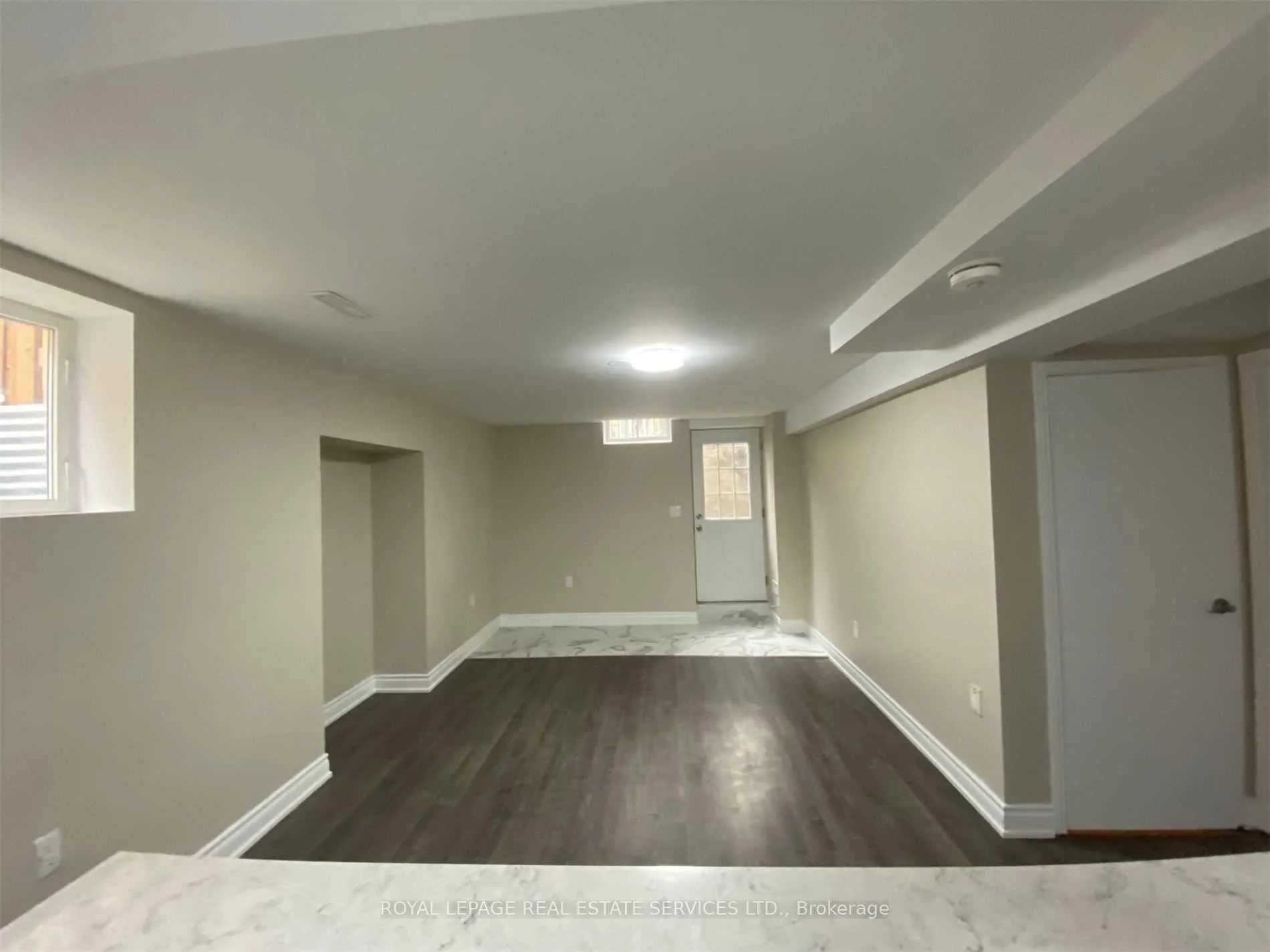 Photo 3 of 4127 Loyalist Drive, Mississauga, Erin Mills — HOMEH