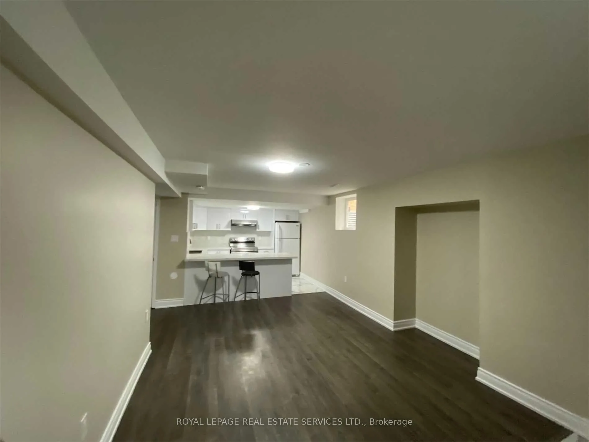 Photo 4 of 4127 Loyalist Drive, Mississauga, Erin Mills — HOMEH