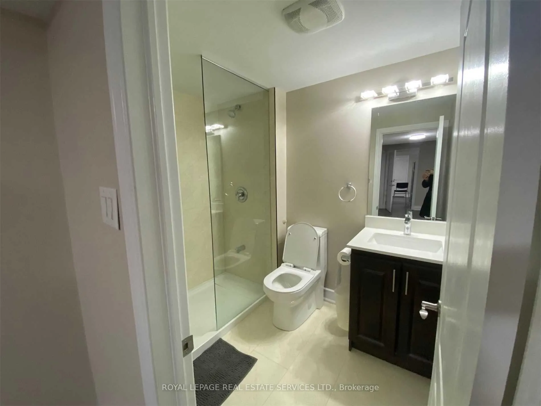 Photo 10 of 4127 Loyalist Drive, Mississauga, Erin Mills — HOMEH