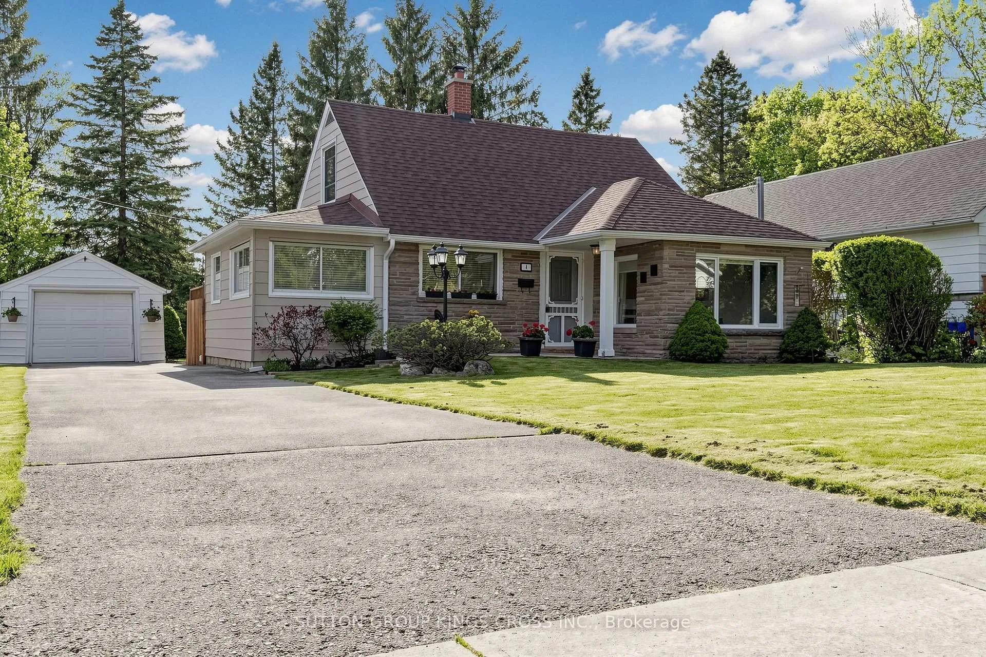 Photo 1 of 4 Matthew Street, Orangeville — HOMEH