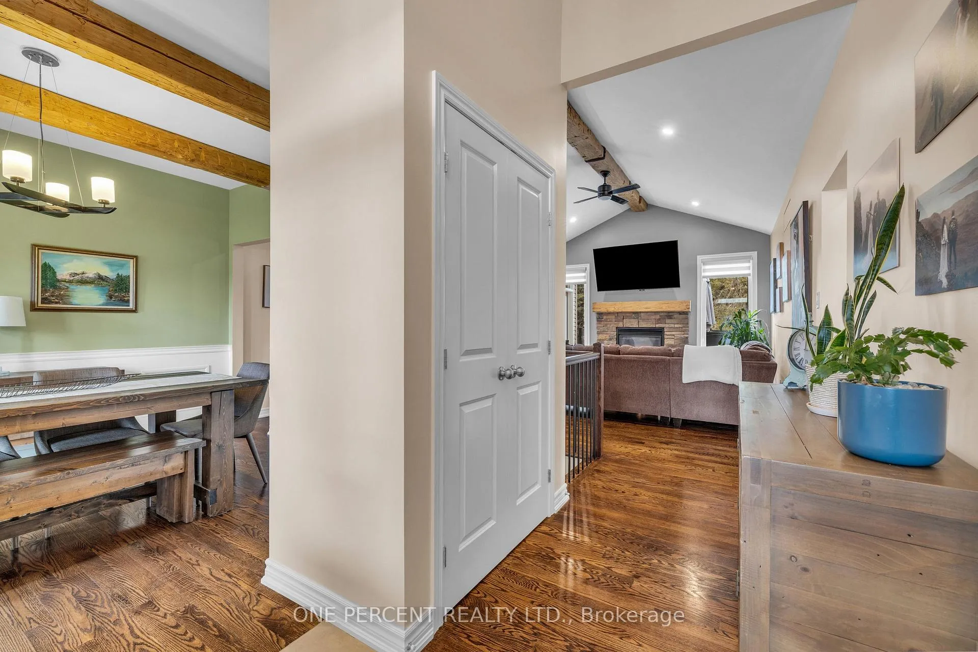 Photo 2 of 155 Stonewood Drive, Beckwith, Beckwith Twp — HOMEH