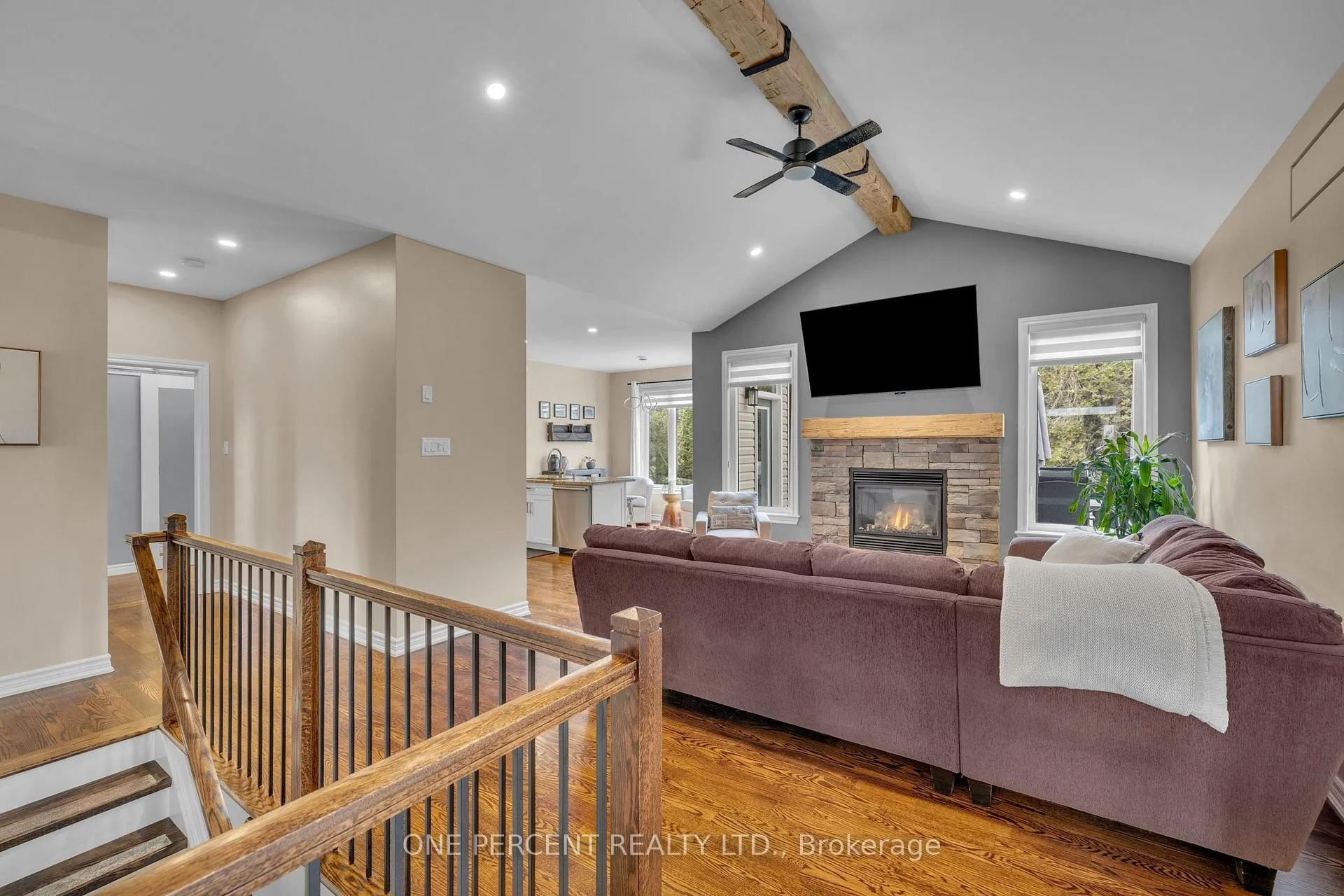 Photo 3 of 155 Stonewood Drive, Beckwith, Beckwith Twp — HOMEH