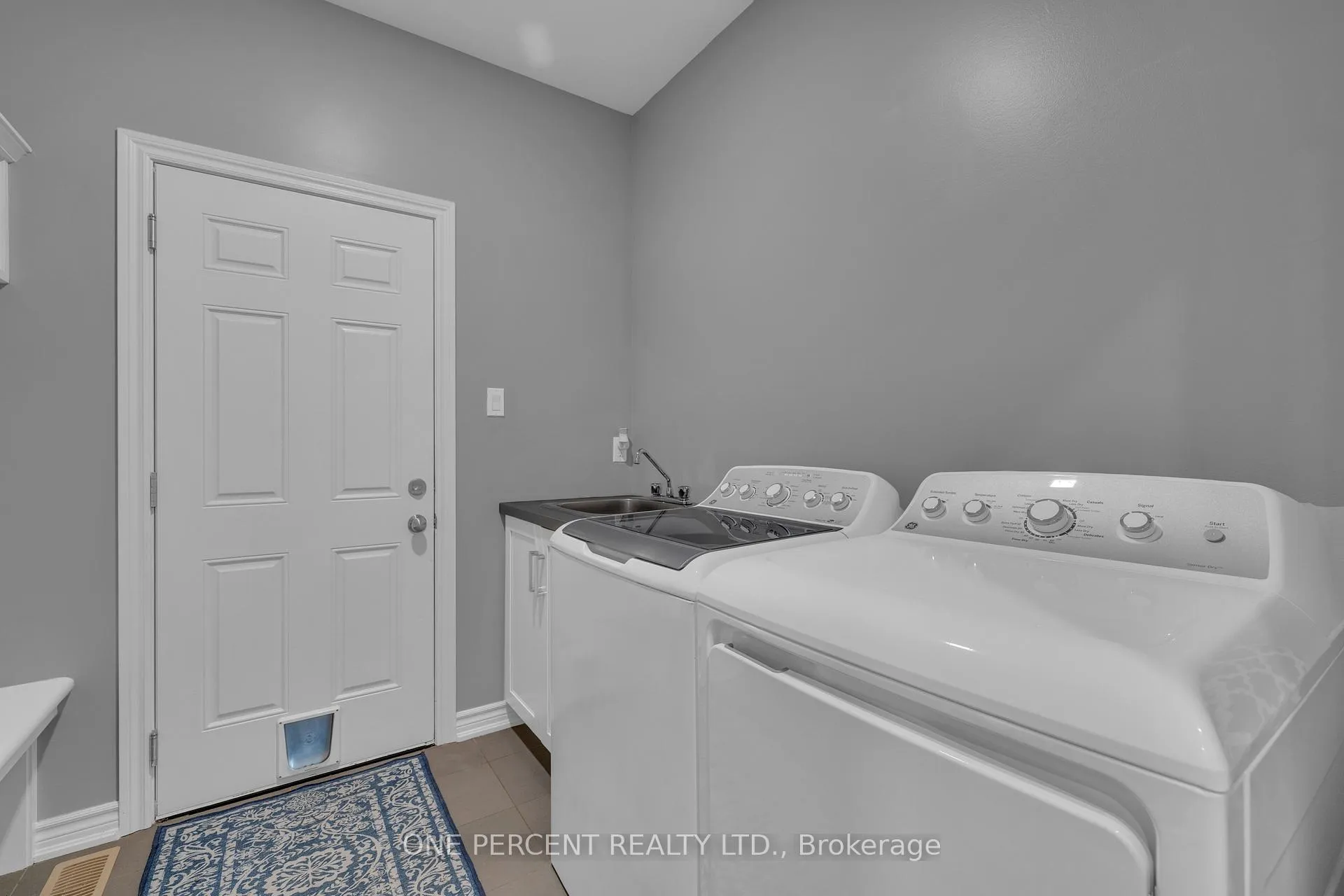 Photo 23 of 155 Stonewood Drive, Beckwith, Beckwith Twp — HOMEH