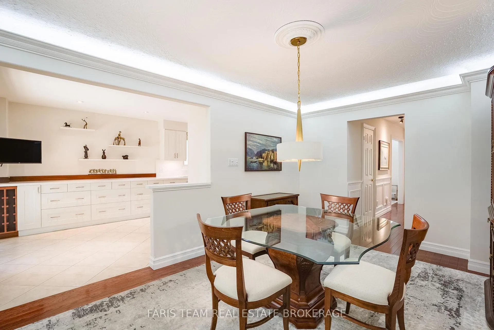 Photo 9 of 40 Orwell Crescent, Barrie, Letitia Heights — HOMEH