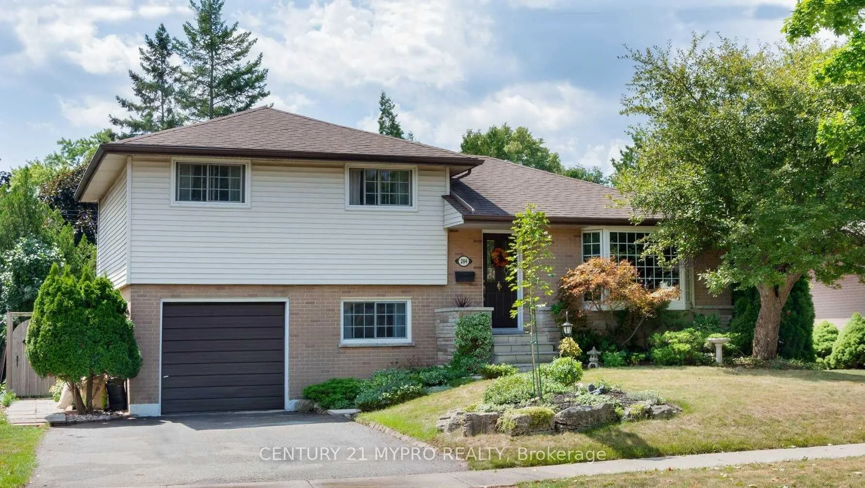 Photo 1 of 284 Hampton Heath Road, Burlington, Appleby — HOMEH