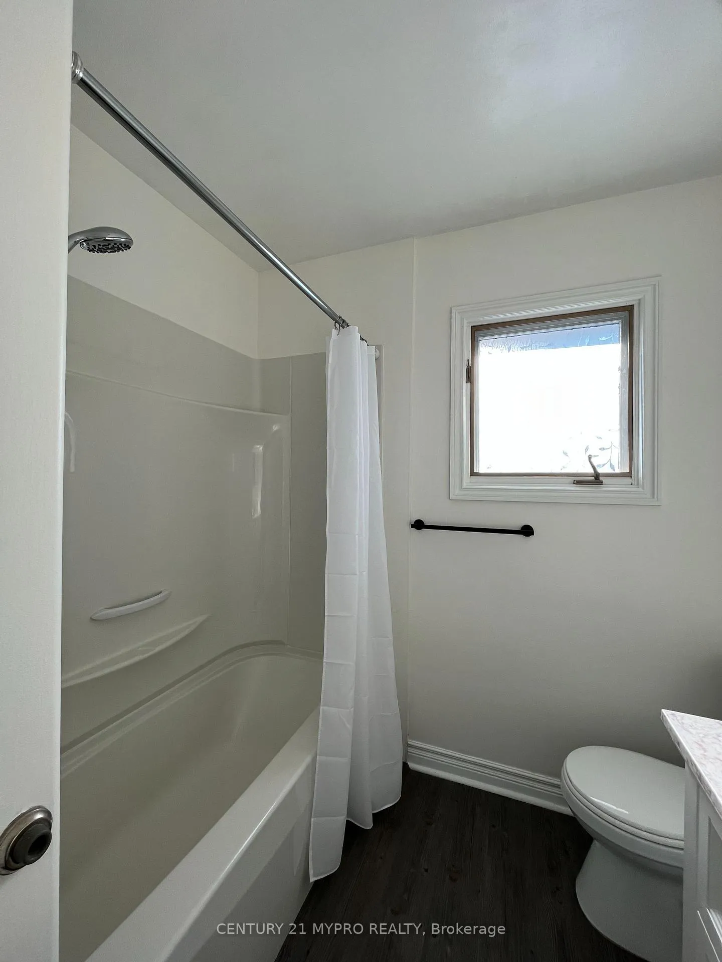 Photo 13 of 284 Hampton Heath Road, Burlington, Appleby — HOMEH
