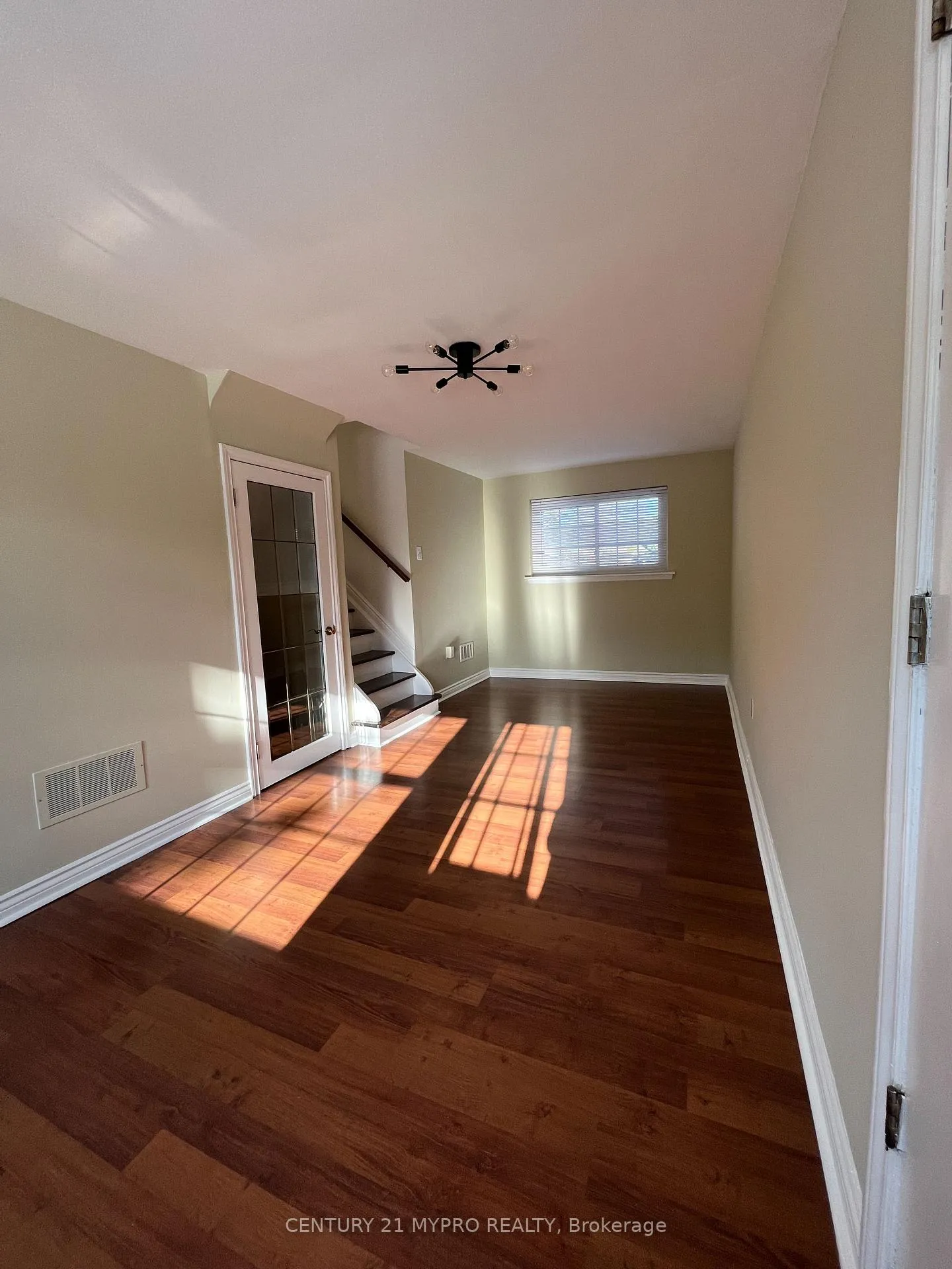 Photo 17 of 284 Hampton Heath Road, Burlington, Appleby — HOMEH