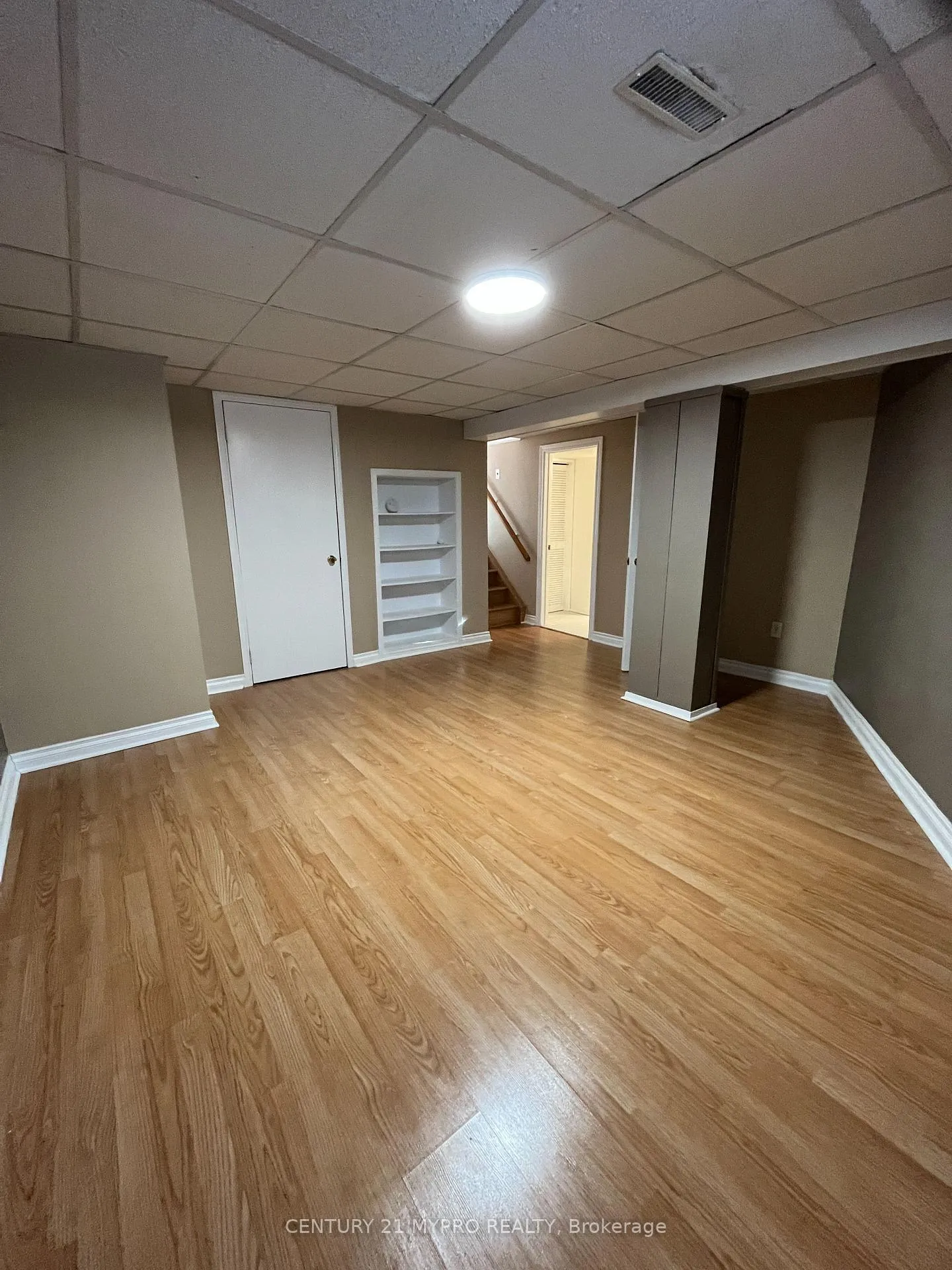 Photo 19 of 284 Hampton Heath Road, Burlington, Appleby — HOMEH