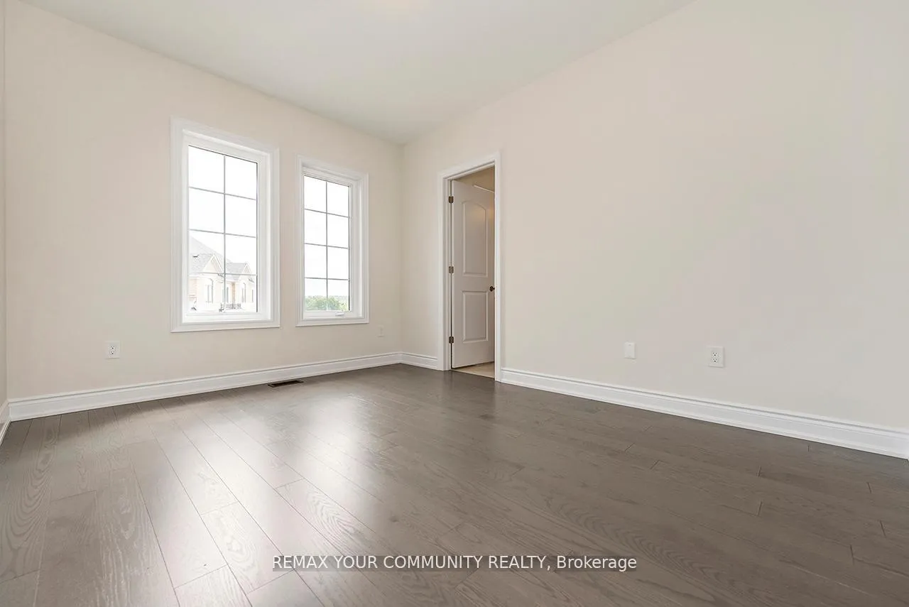 Photo 17 of 73 James Walker Avenue, Caledon, Caledon East — HOMEH