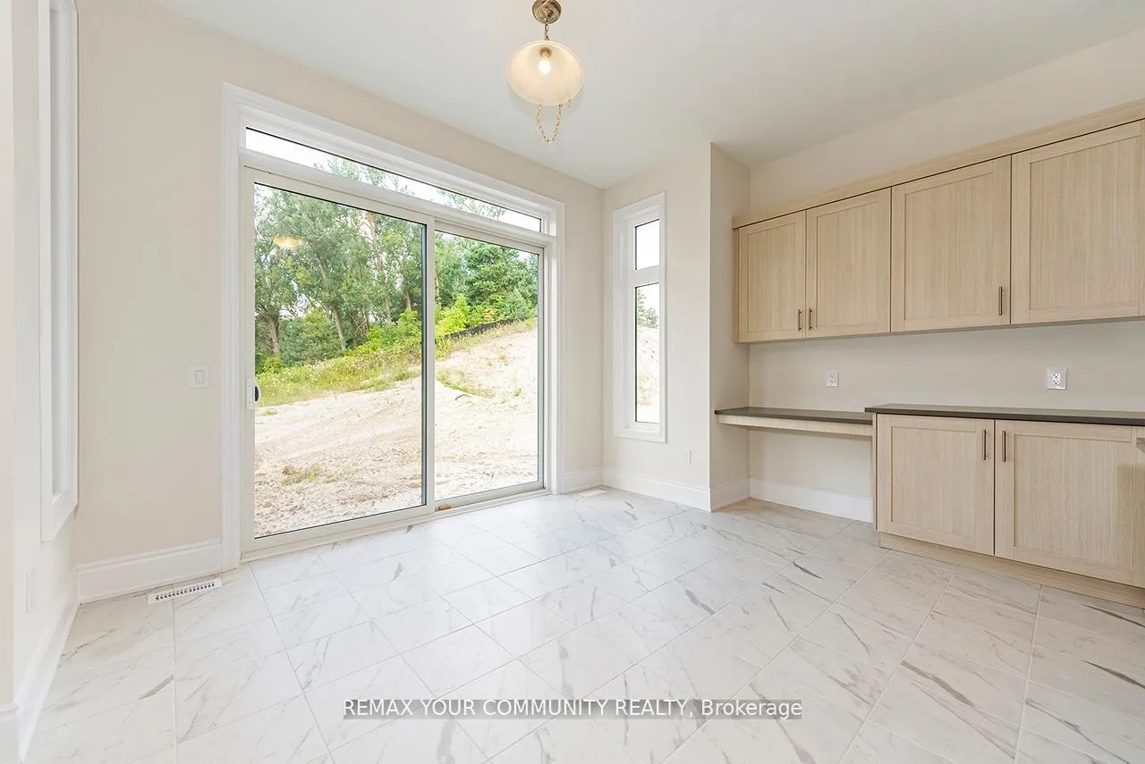 Photo 40 of 73 James Walker Avenue, Caledon, Caledon East — HOMEH