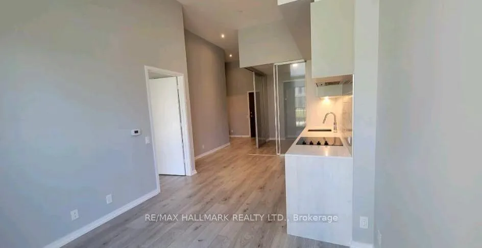 Photo 3 of Unit 101, 7890 Jane Street, Vaughan, Vaughan Corporate Centre — HOMEH