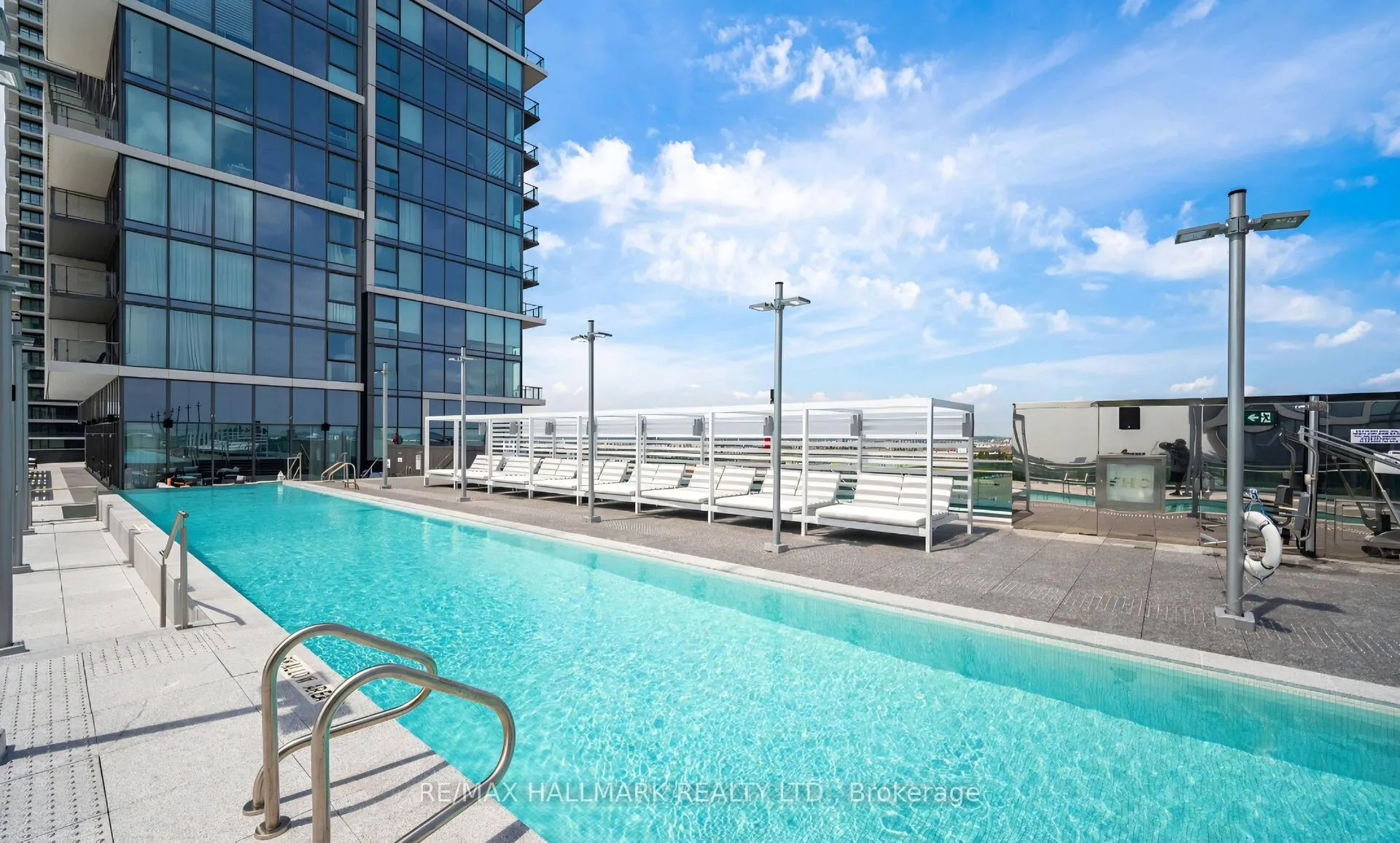 Photo 17 of Unit 101, 7890 Jane Street, Vaughan, Vaughan Corporate Centre — HOMEH