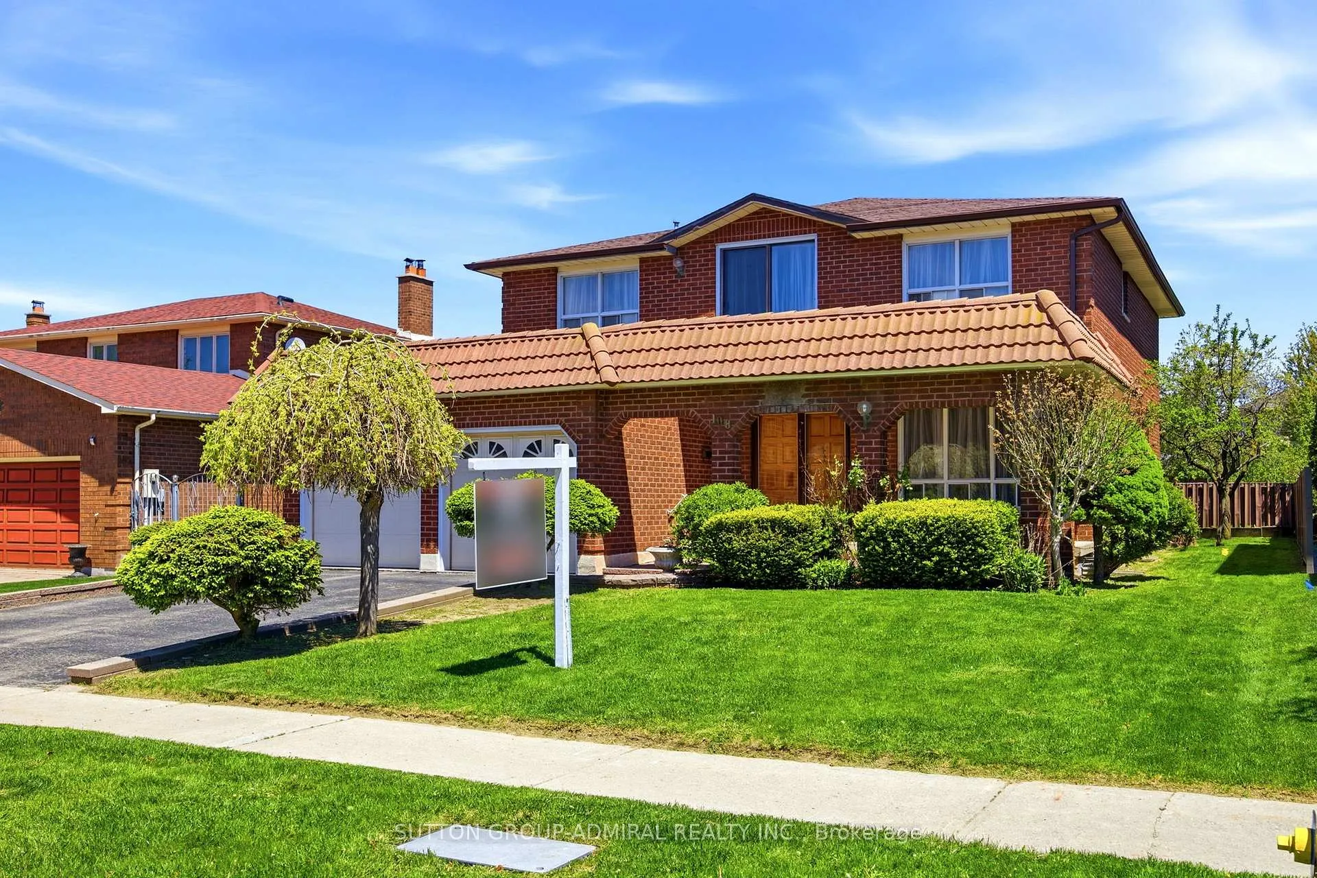 Photo 2 of 108 Benjamin Drive, Vaughan, East Woodbridge — HOMEH