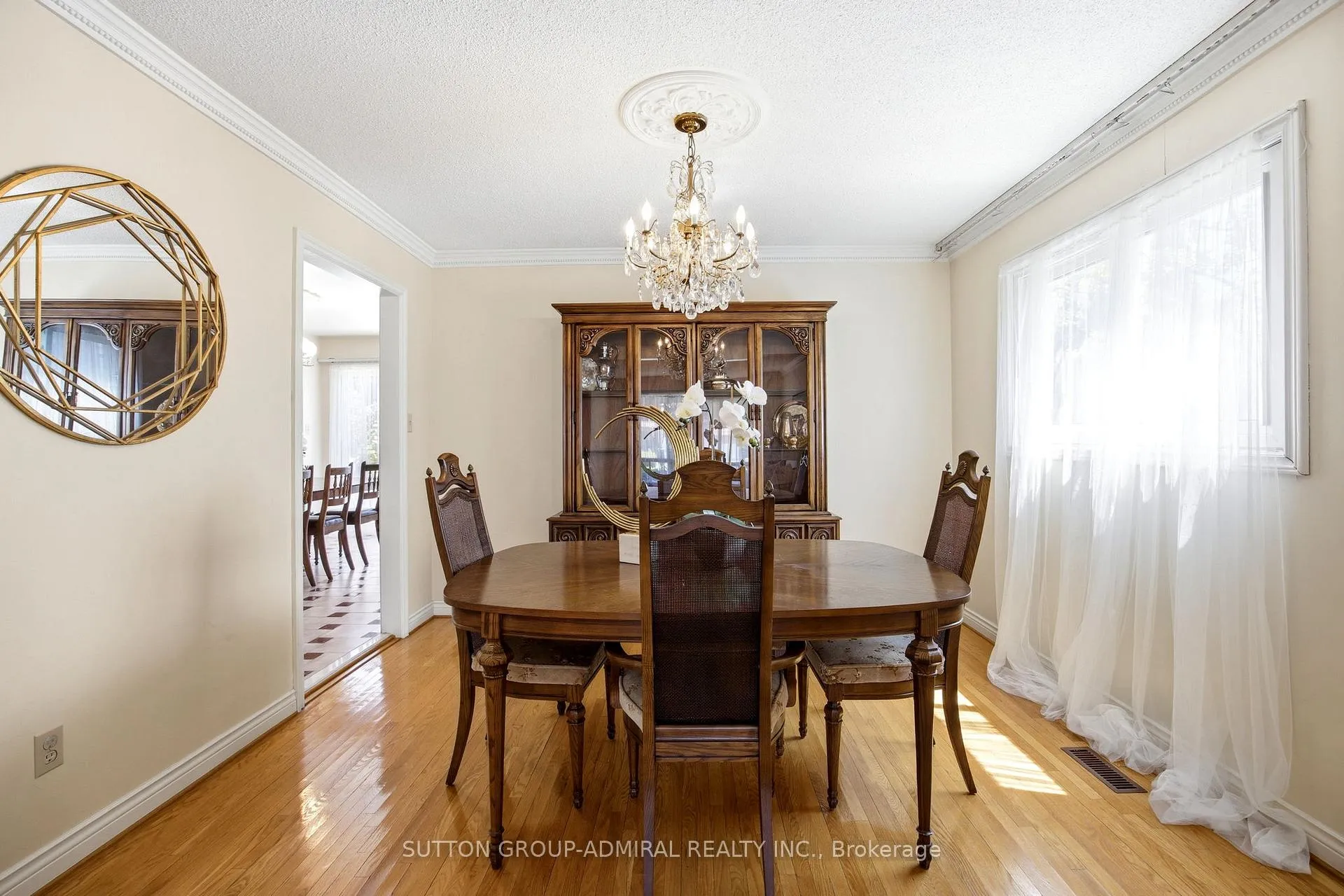 Photo 9 of 108 Benjamin Drive, Vaughan, East Woodbridge — HOMEH