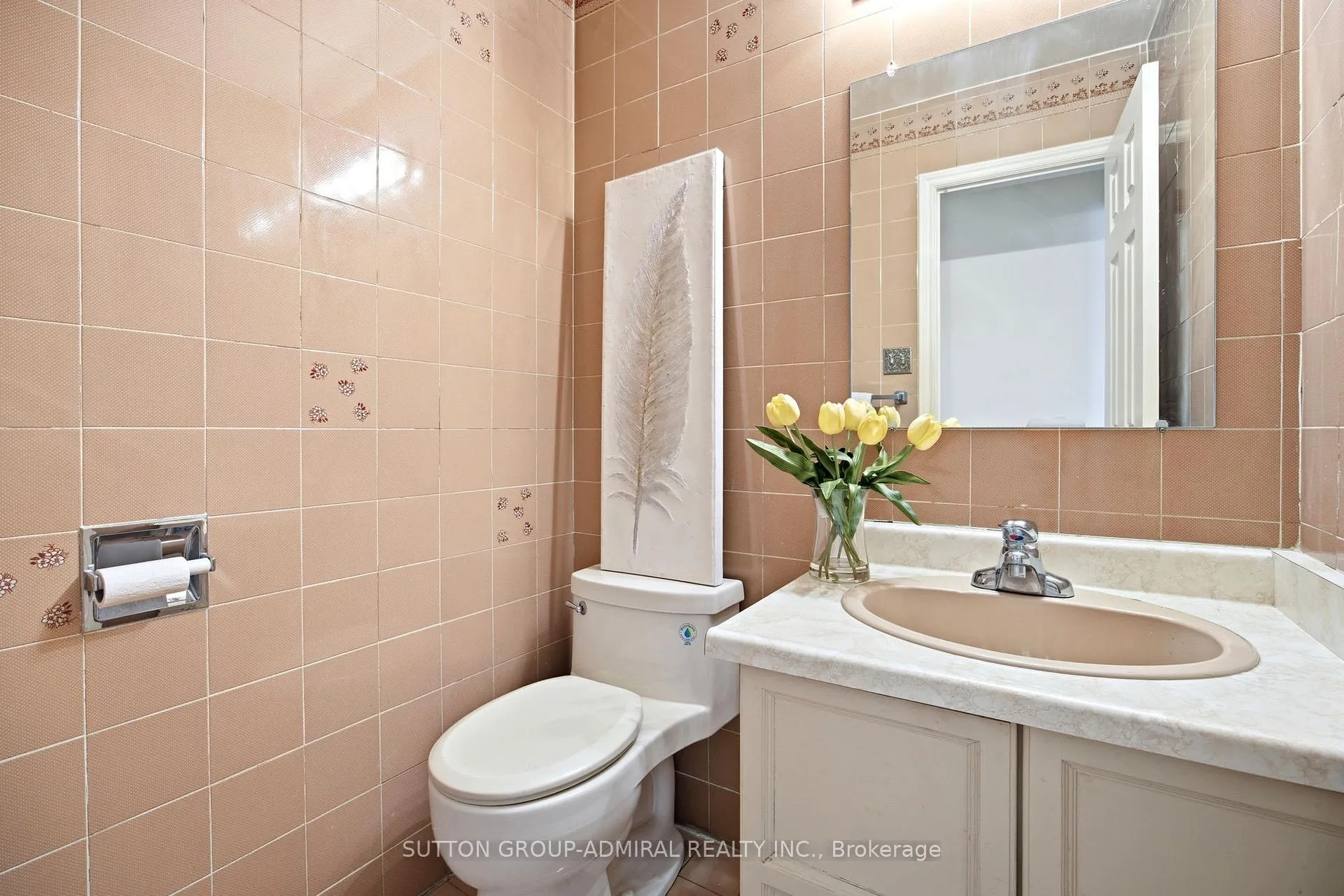Photo 15 of 108 Benjamin Drive, Vaughan, East Woodbridge — HOMEH