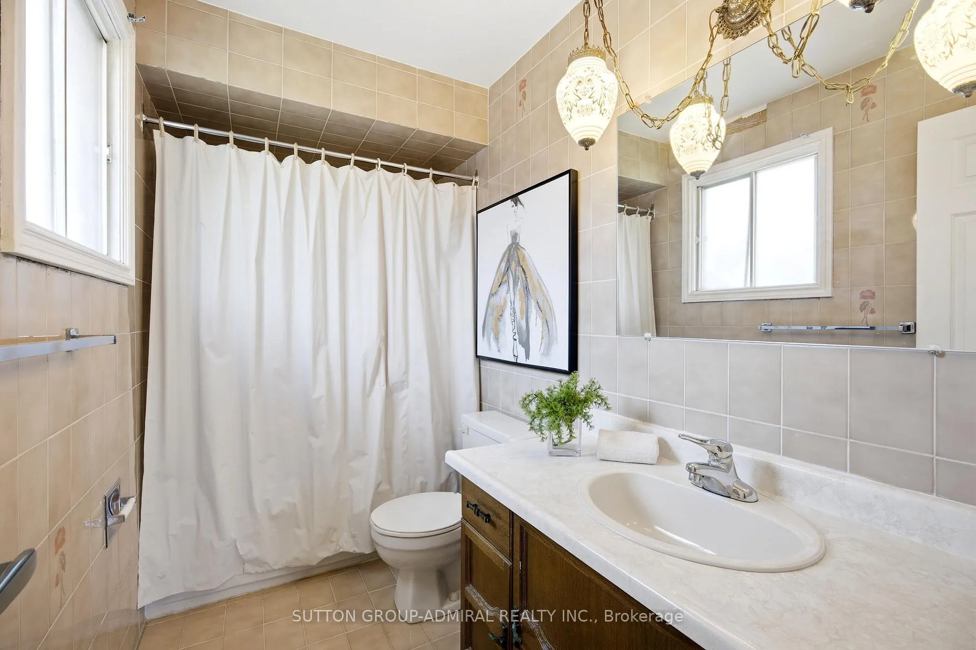 Photo 21 of 108 Benjamin Drive, Vaughan, East Woodbridge — HOMEH